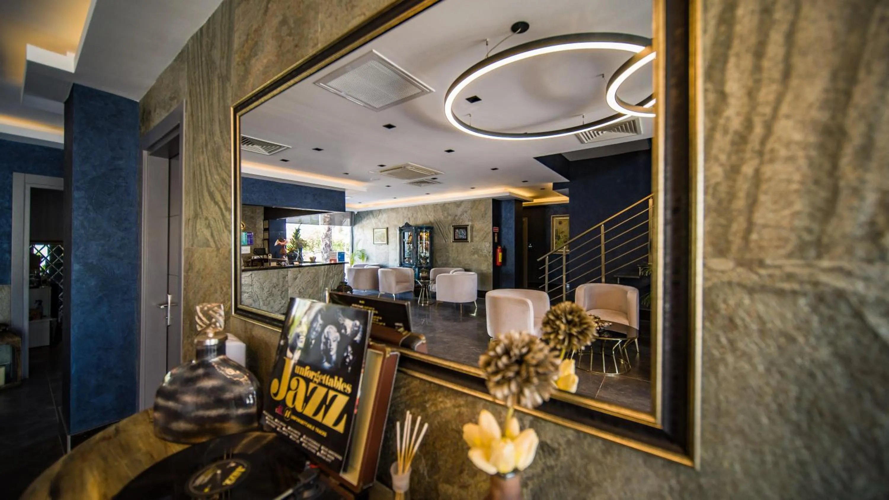 Lobby or reception in Sea Palm Otel Yalıkavak