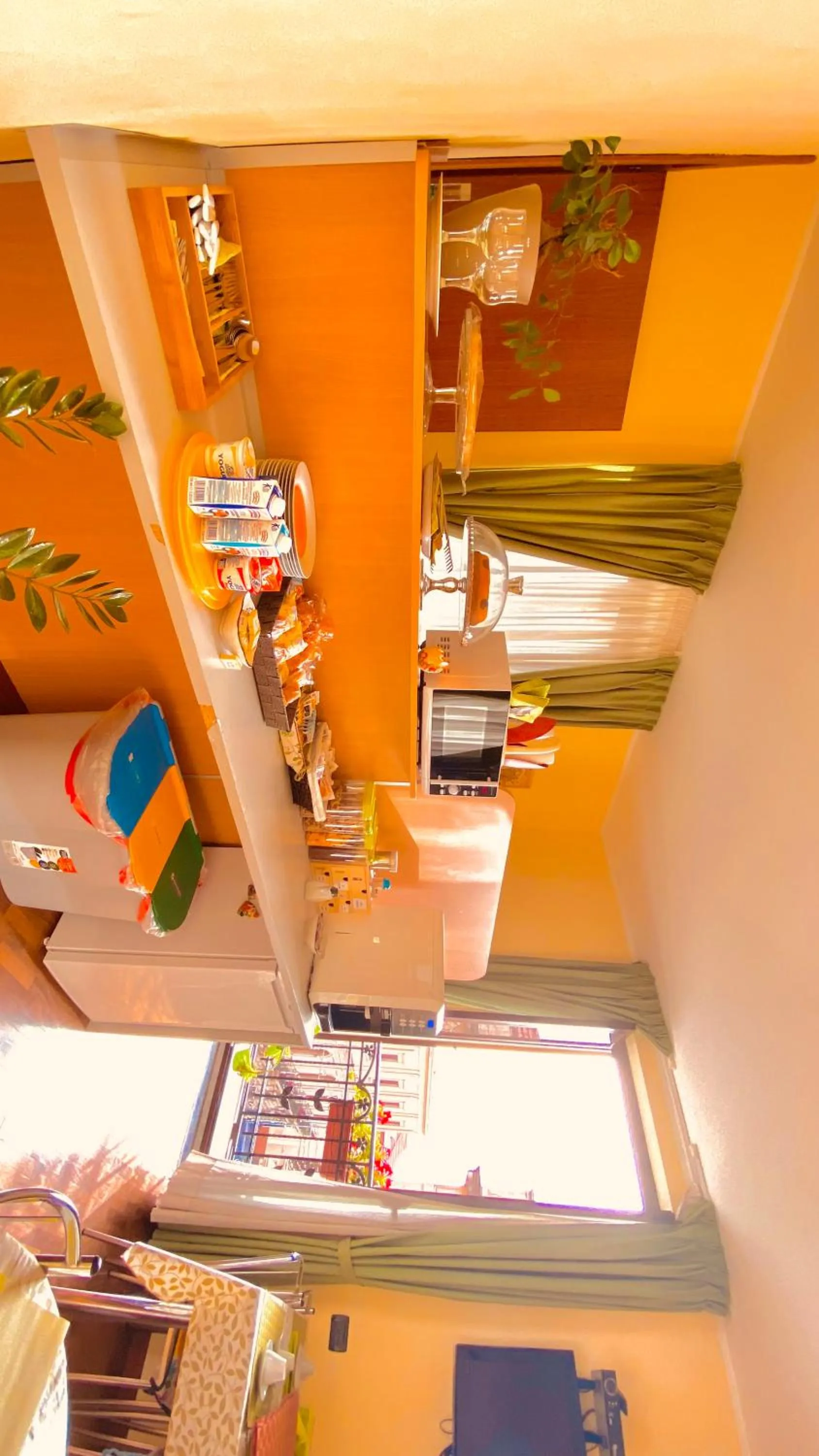 Breakfast in L'Aurora