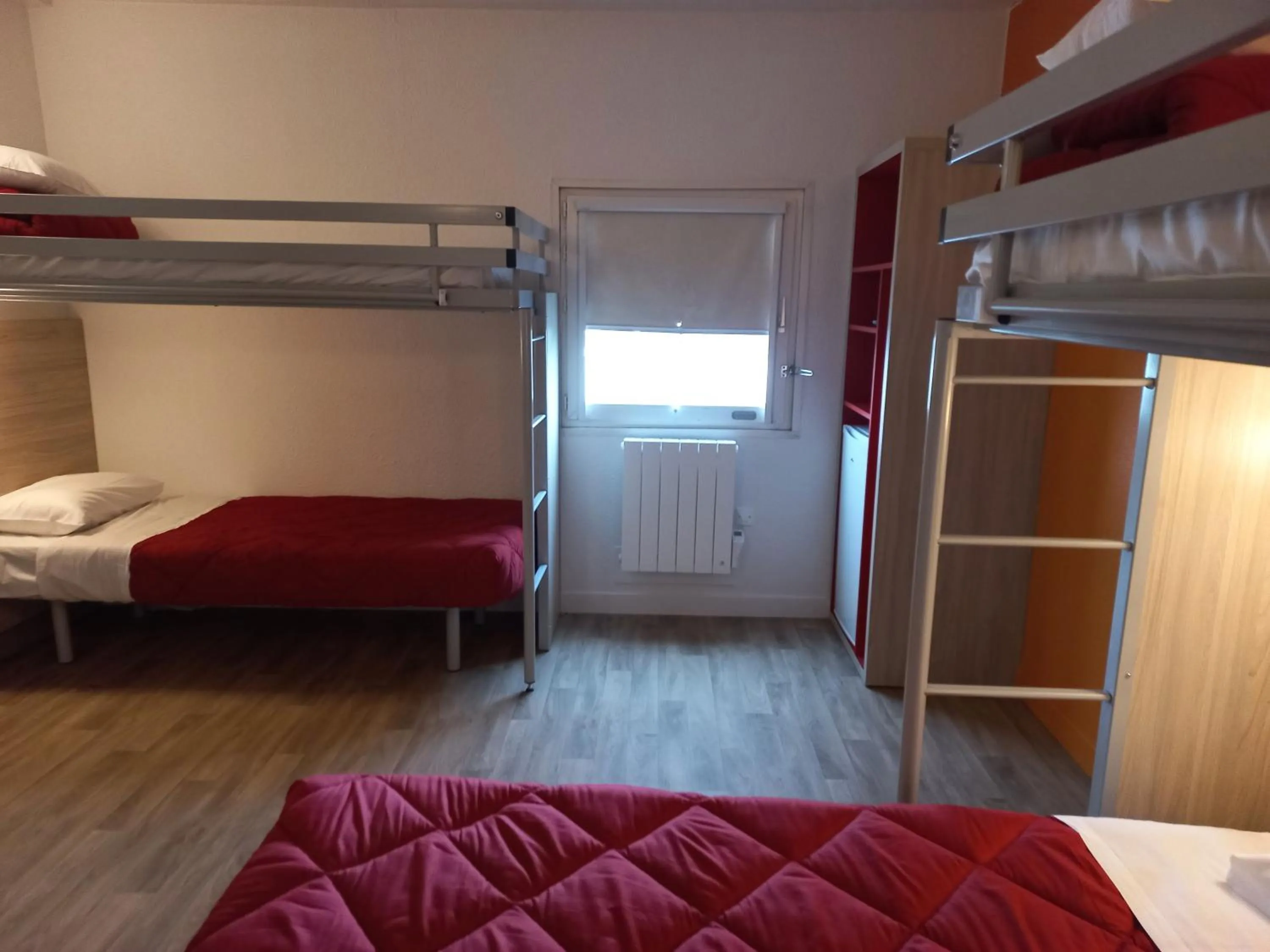 bunk bed, Bed in Premiere Classe Evry Sud - Mennecy