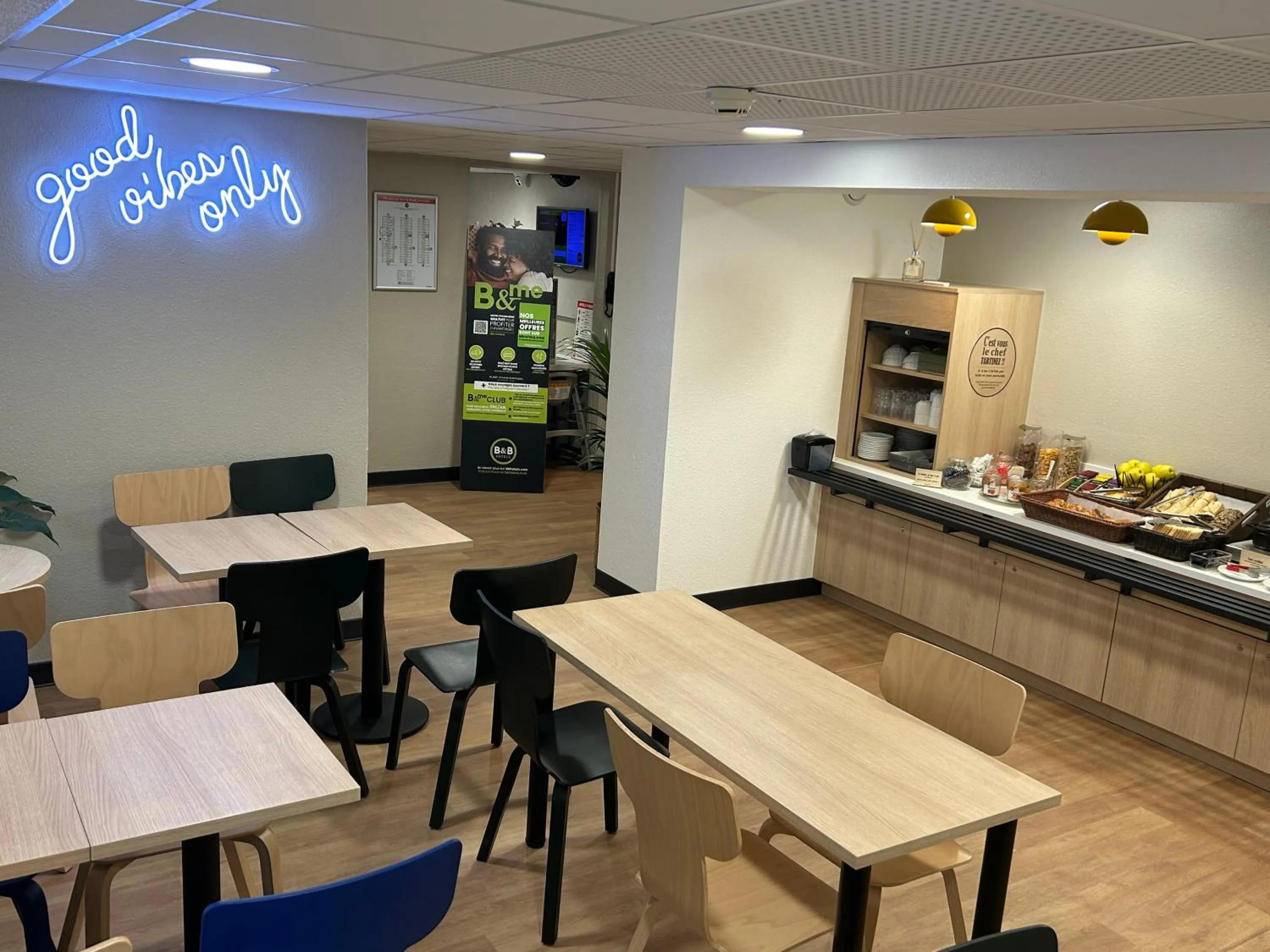 Restaurant/places to eat in B&B HOTEL Viry-Châtillon 3 étoiles