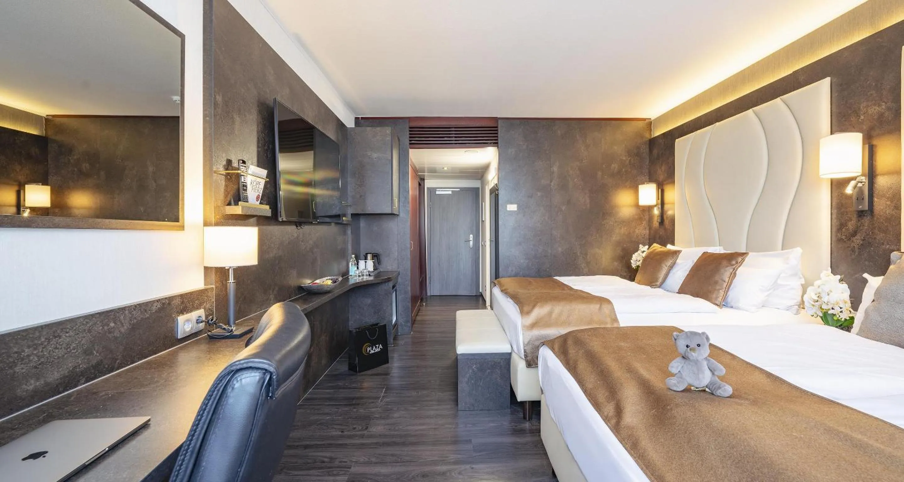 Bedroom in Best Western Plus Plaza Hotel Darmstadt