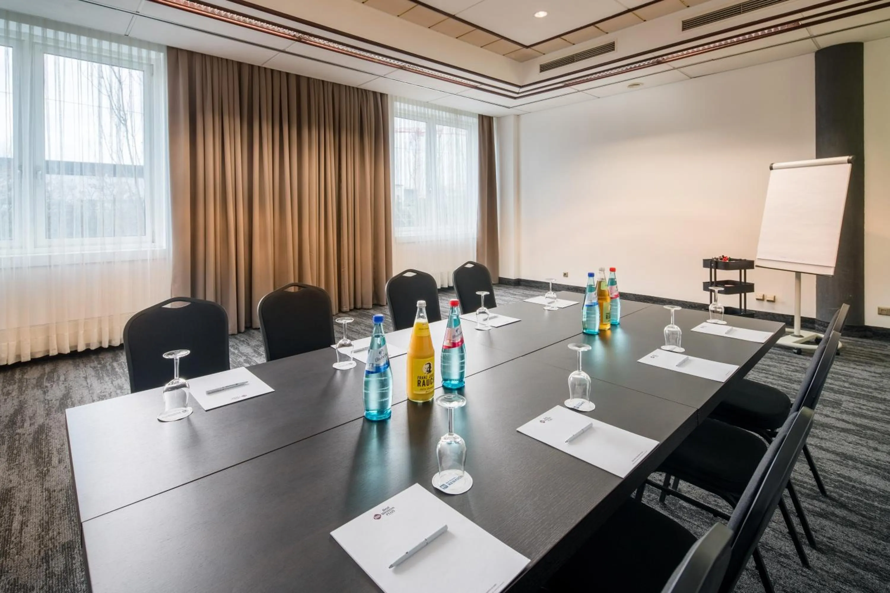 Business facilities in Best Western Plus Plaza Hotel Darmstadt