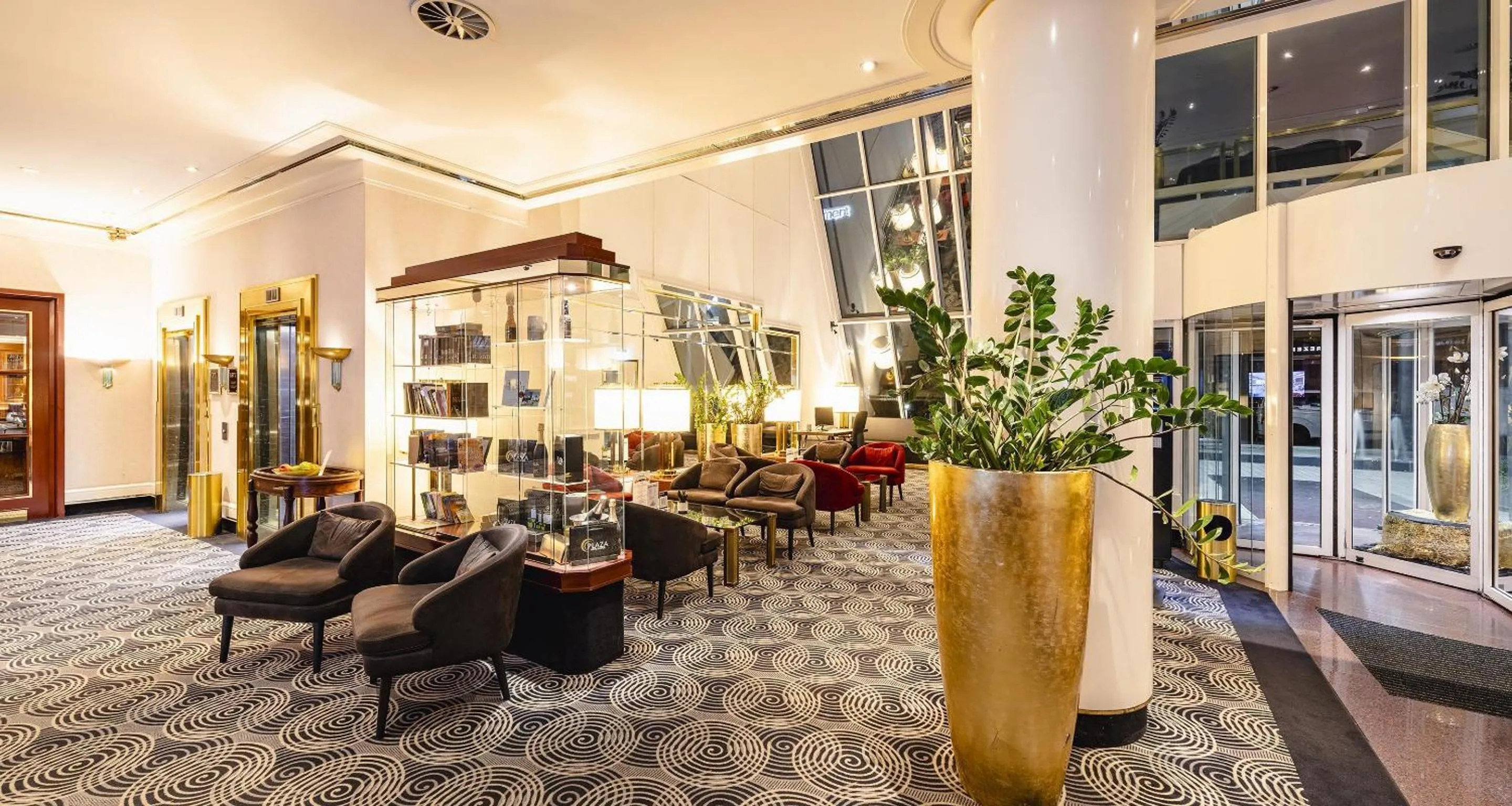 Lobby or reception in Best Western Plus Plaza Hotel Darmstadt