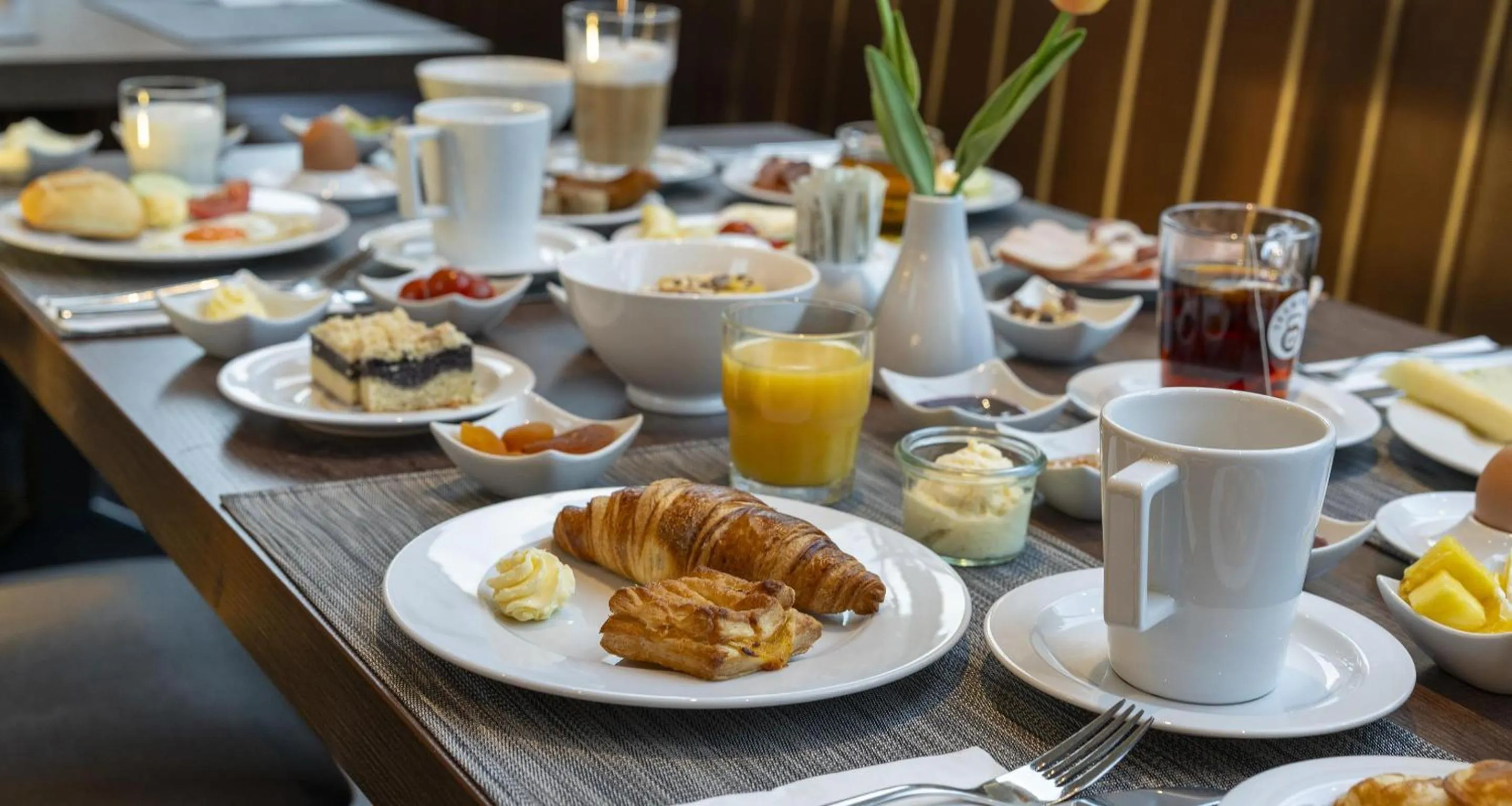 Breakfast in Best Western Plus Plaza Hotel Darmstadt