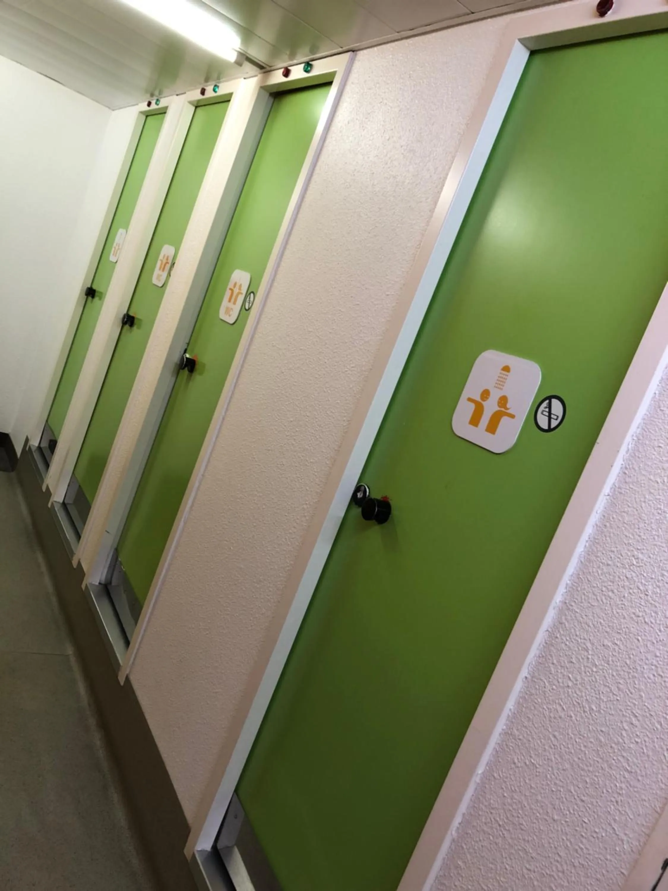 Logo/Certificate/Sign in hotelF1 Saverne Monswiller