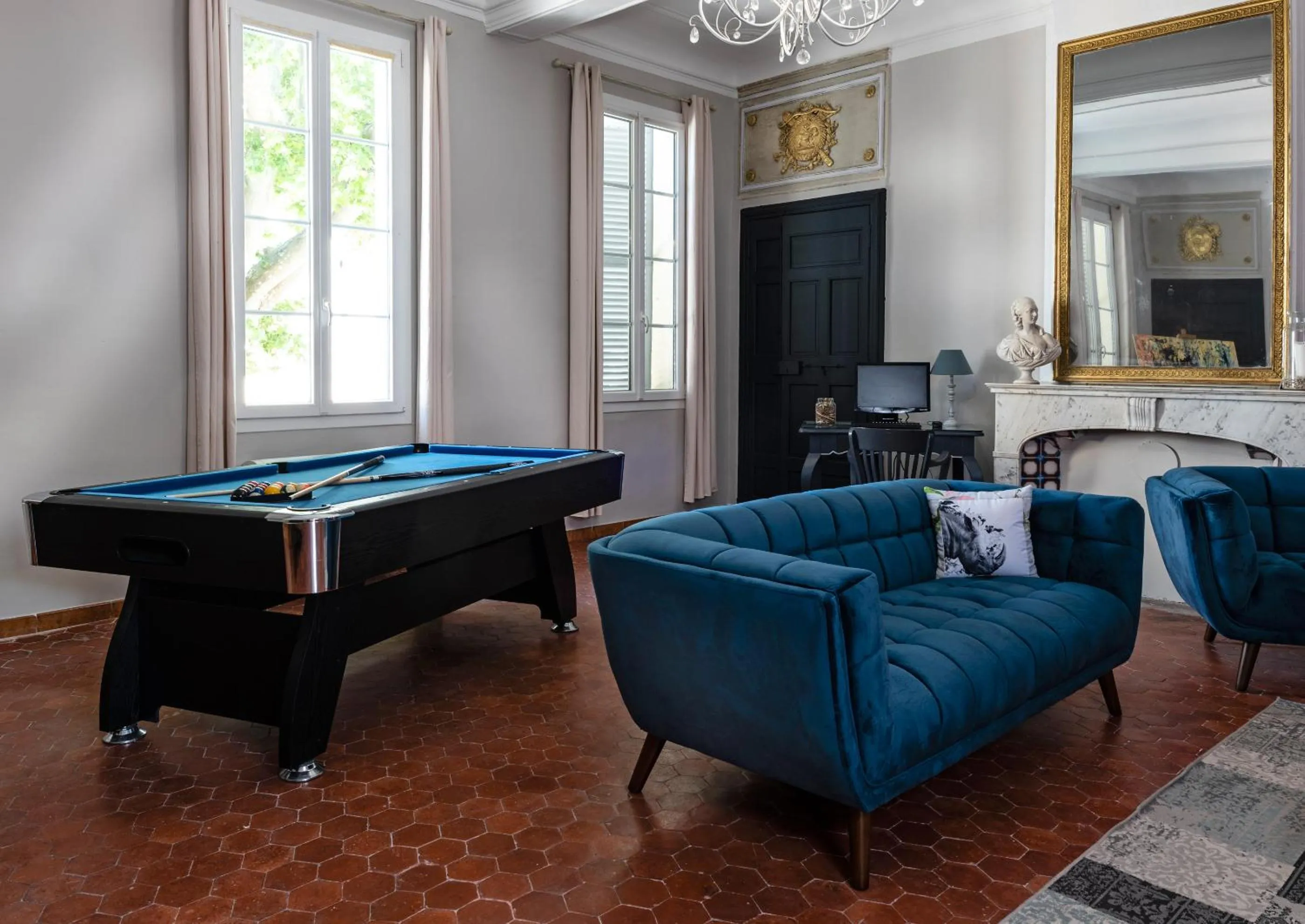 Living room in Hôtel LA MARGELLE