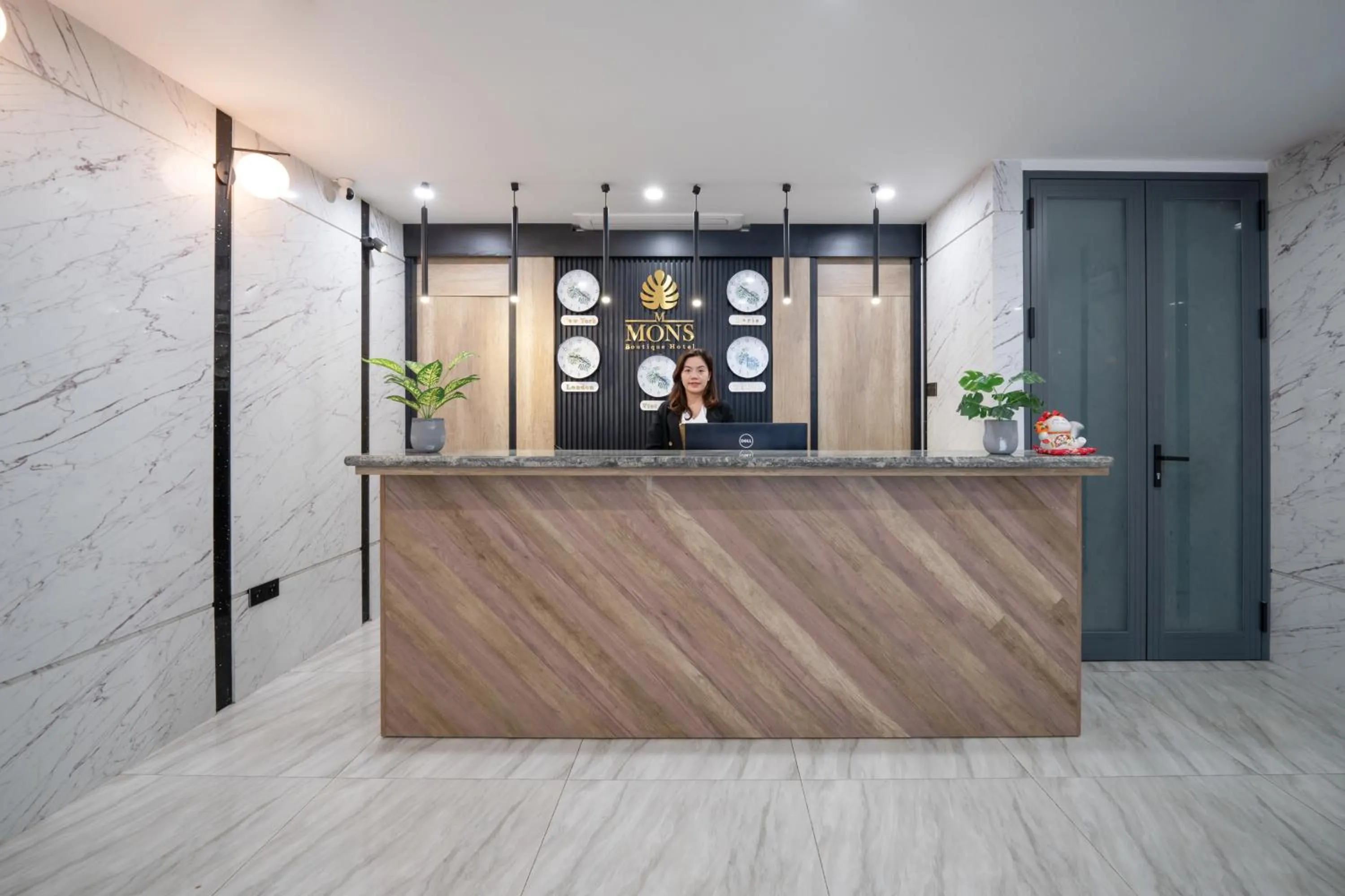 Lobby or reception in Mons Boutique Hotel & Apartment