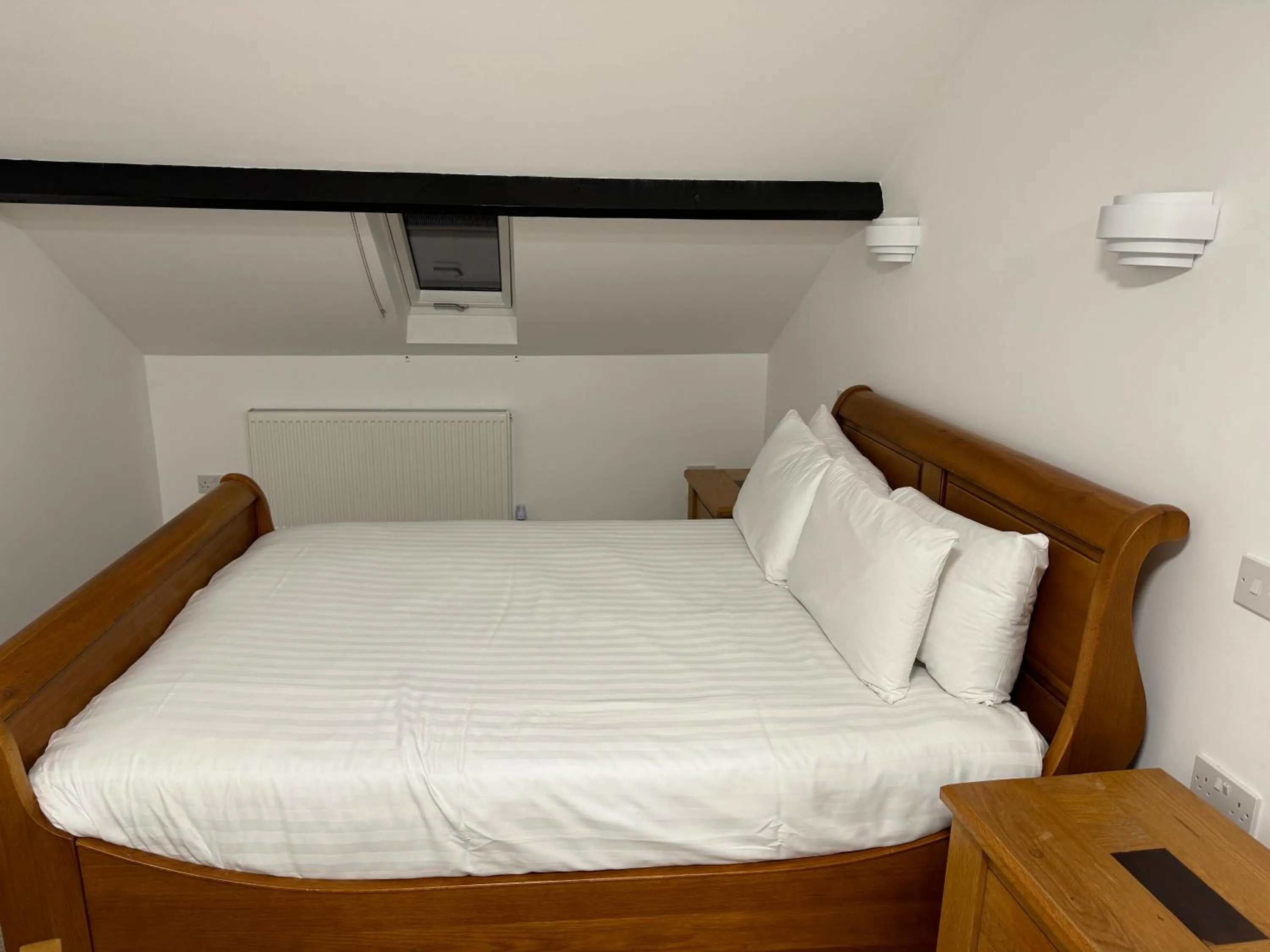 Bed in The Radnorshire Arms Hotel