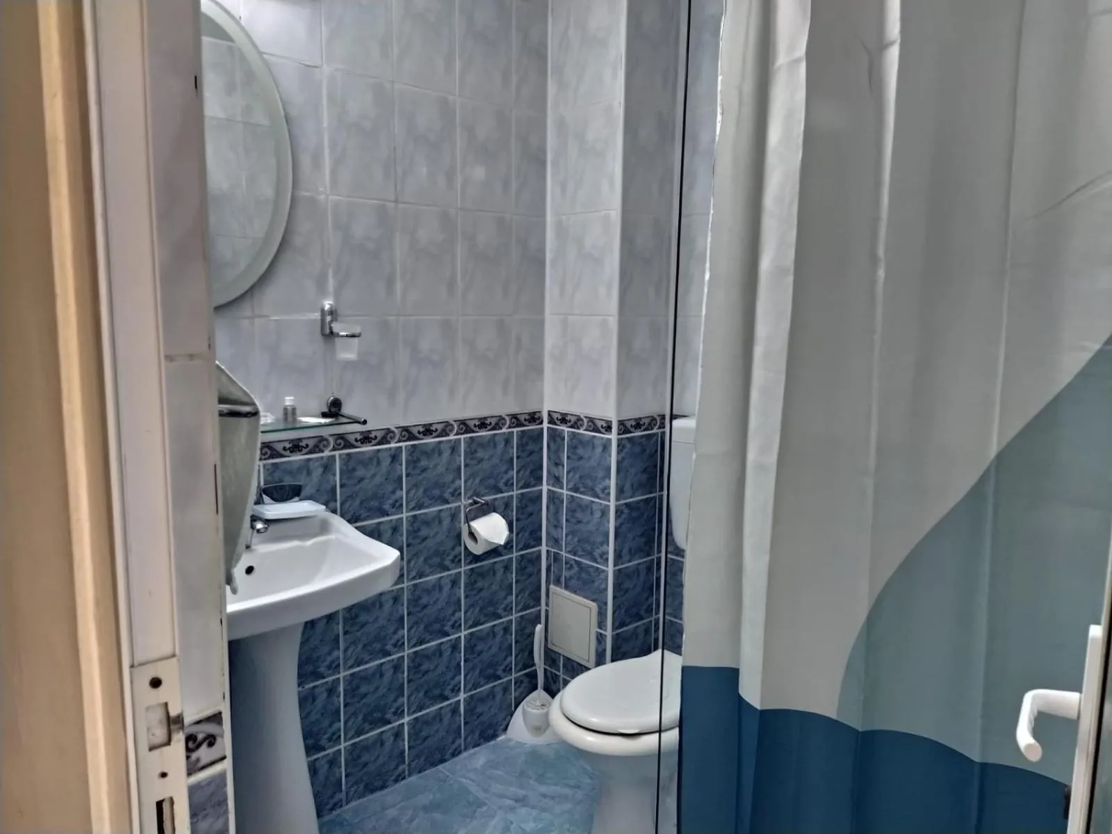 Bathroom in Elixirum