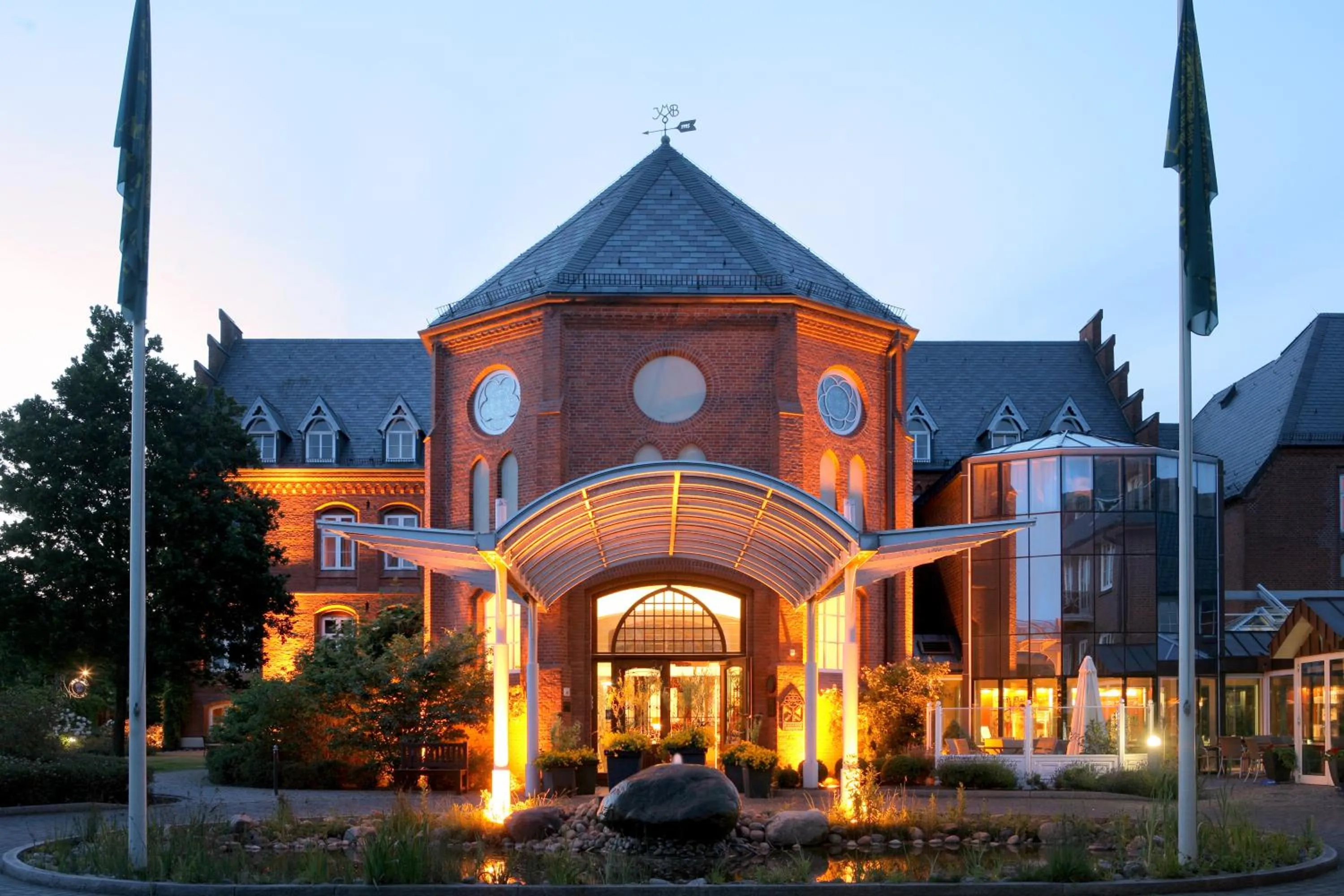 Facade/entrance in Hotel Altes Gymnasium