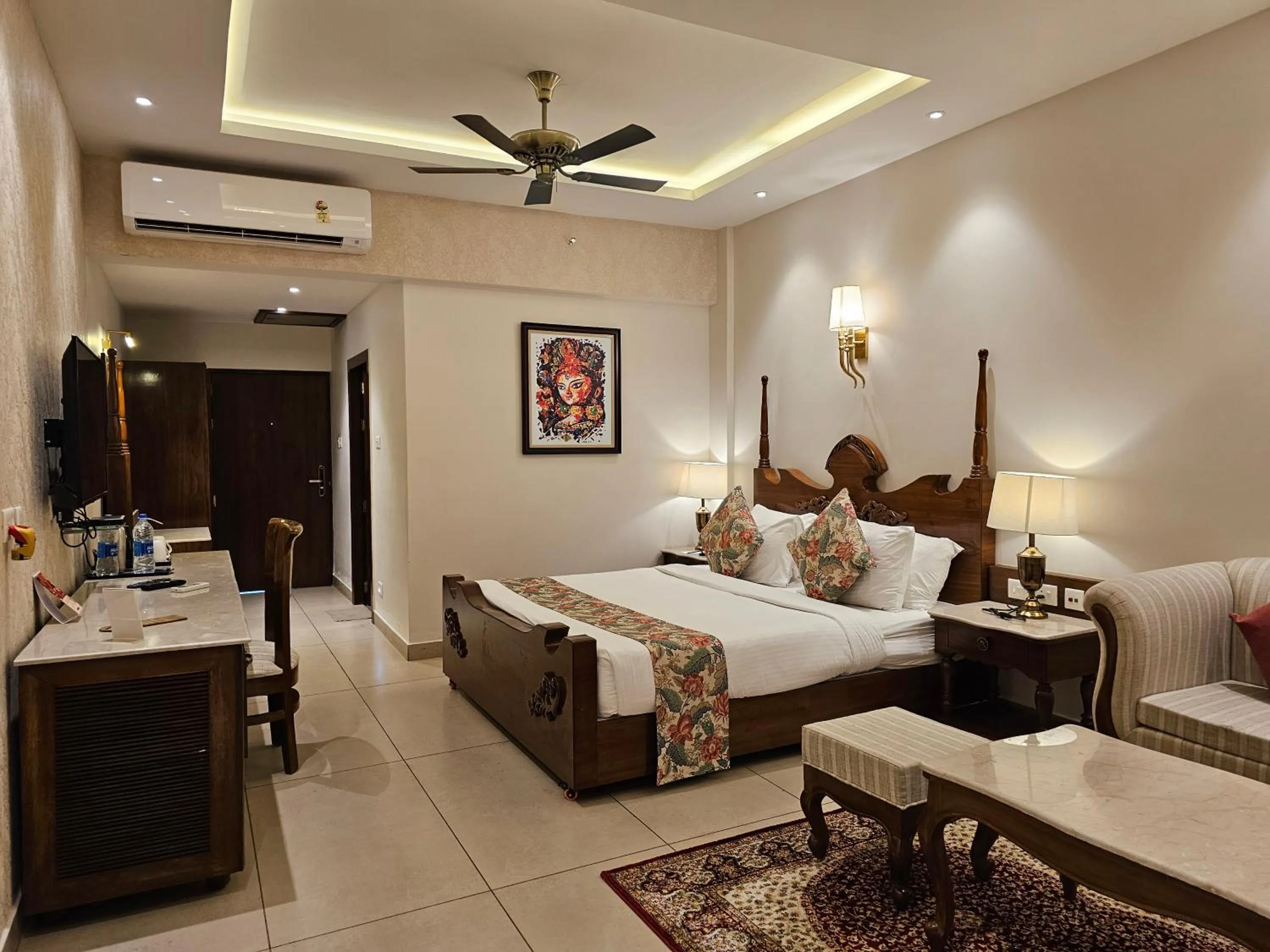 The creek boutique resort & spa