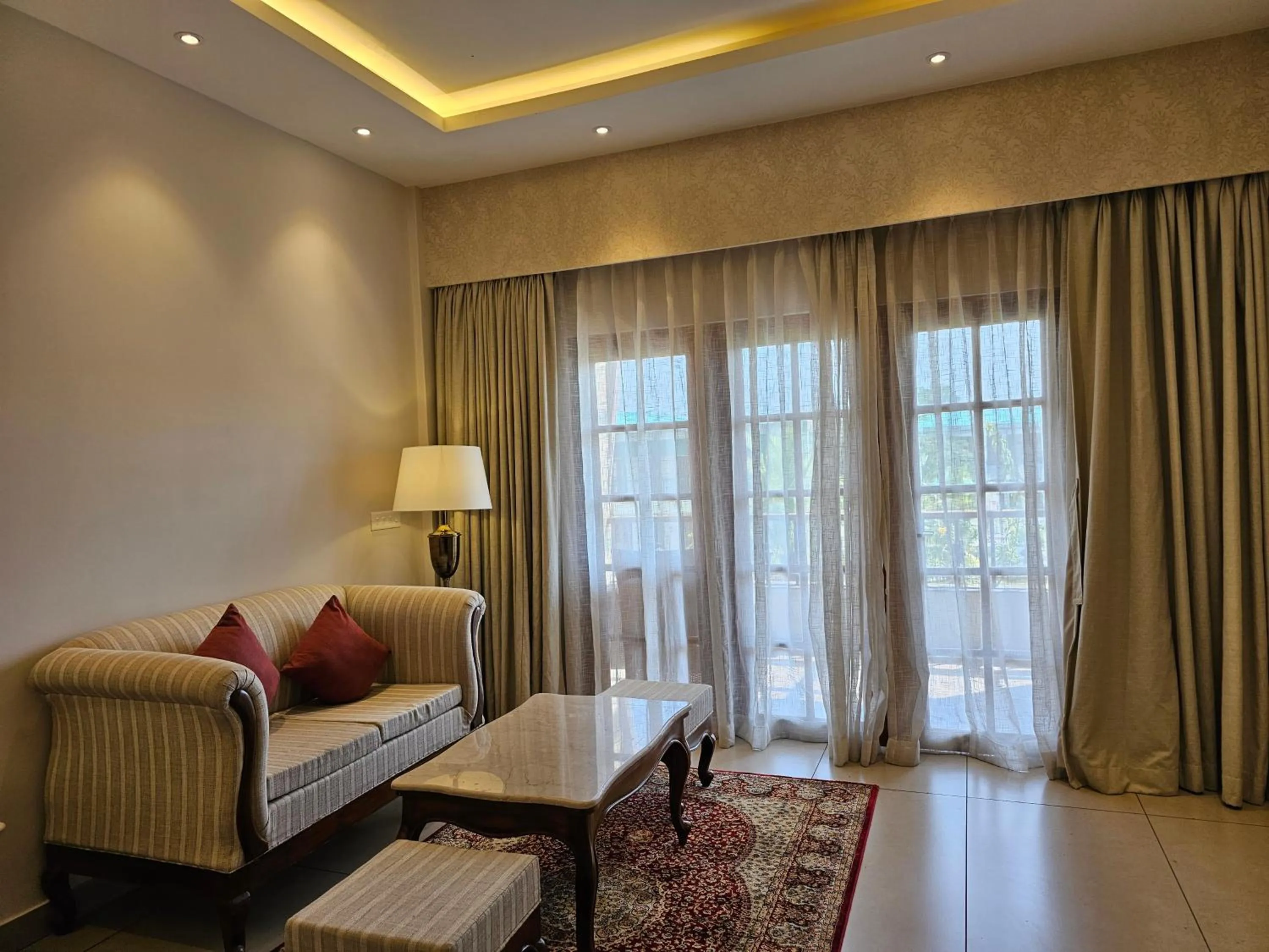 The creek boutique resort & spa