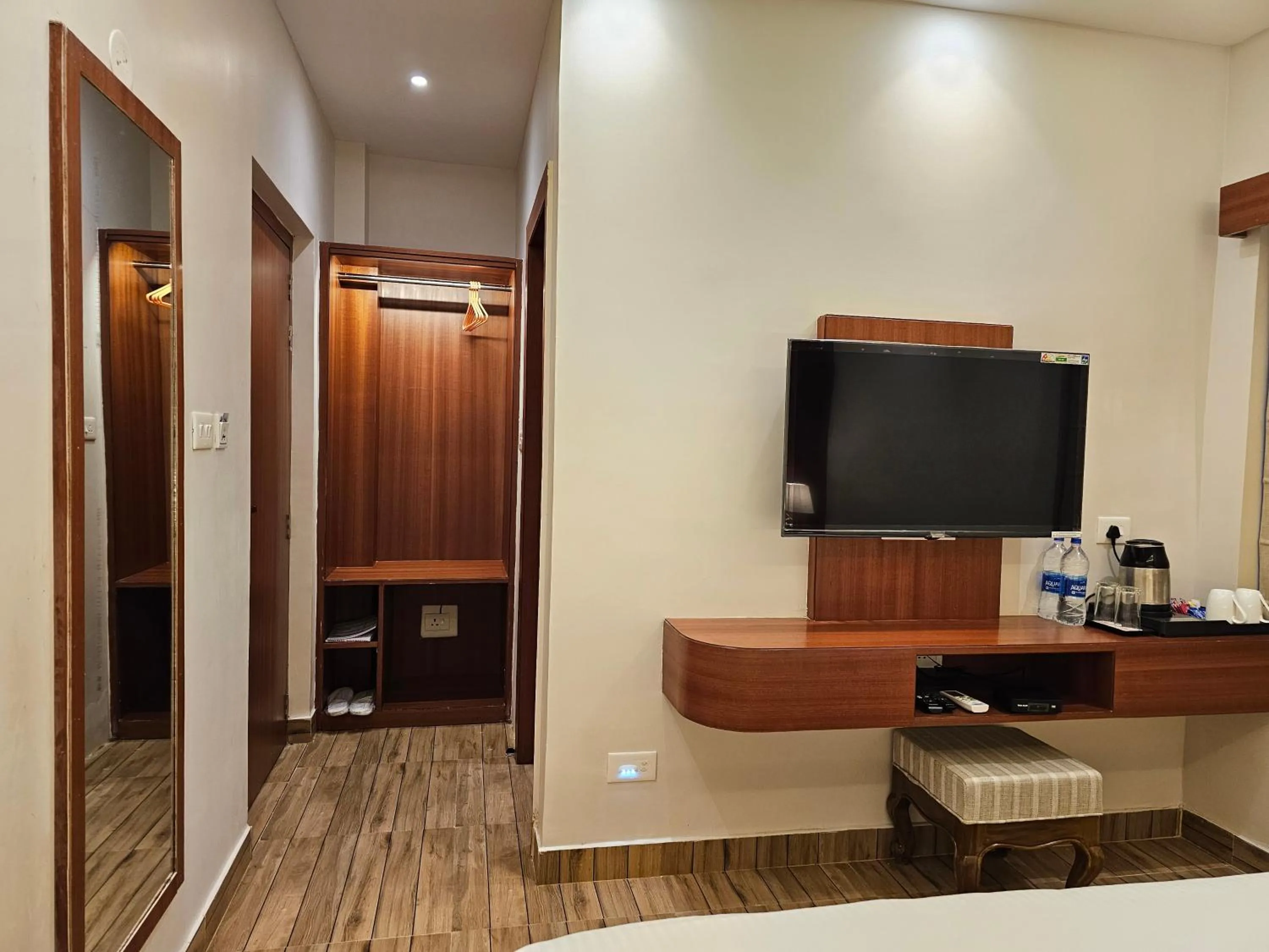 The creek boutique resort & spa