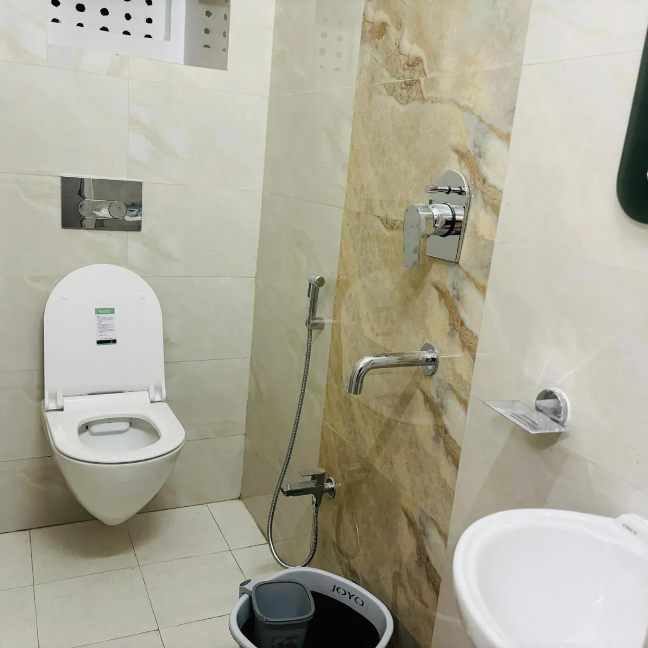 Toilet in Bimala Hotel