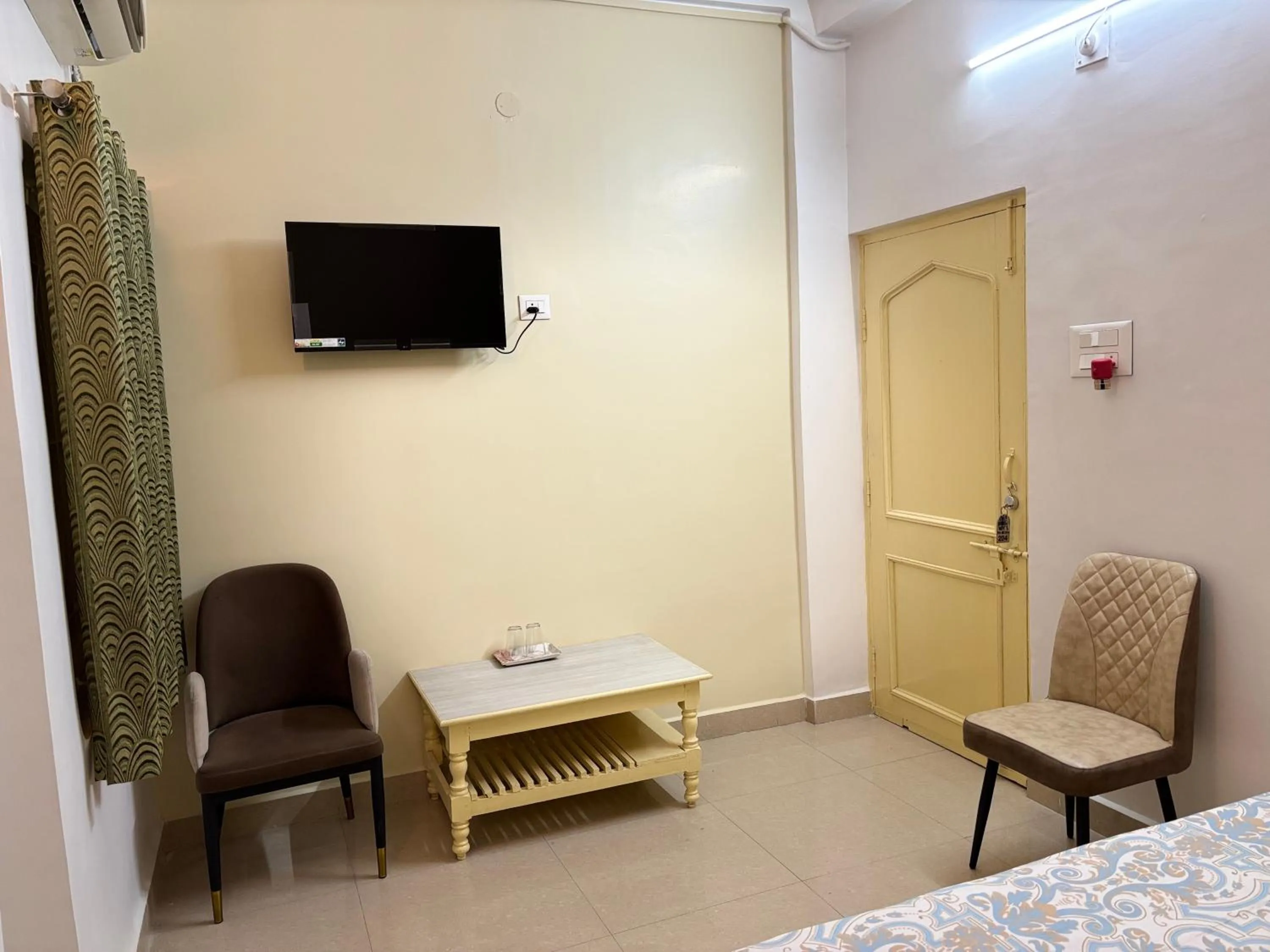 TV and multimedia in Bimala Hotel