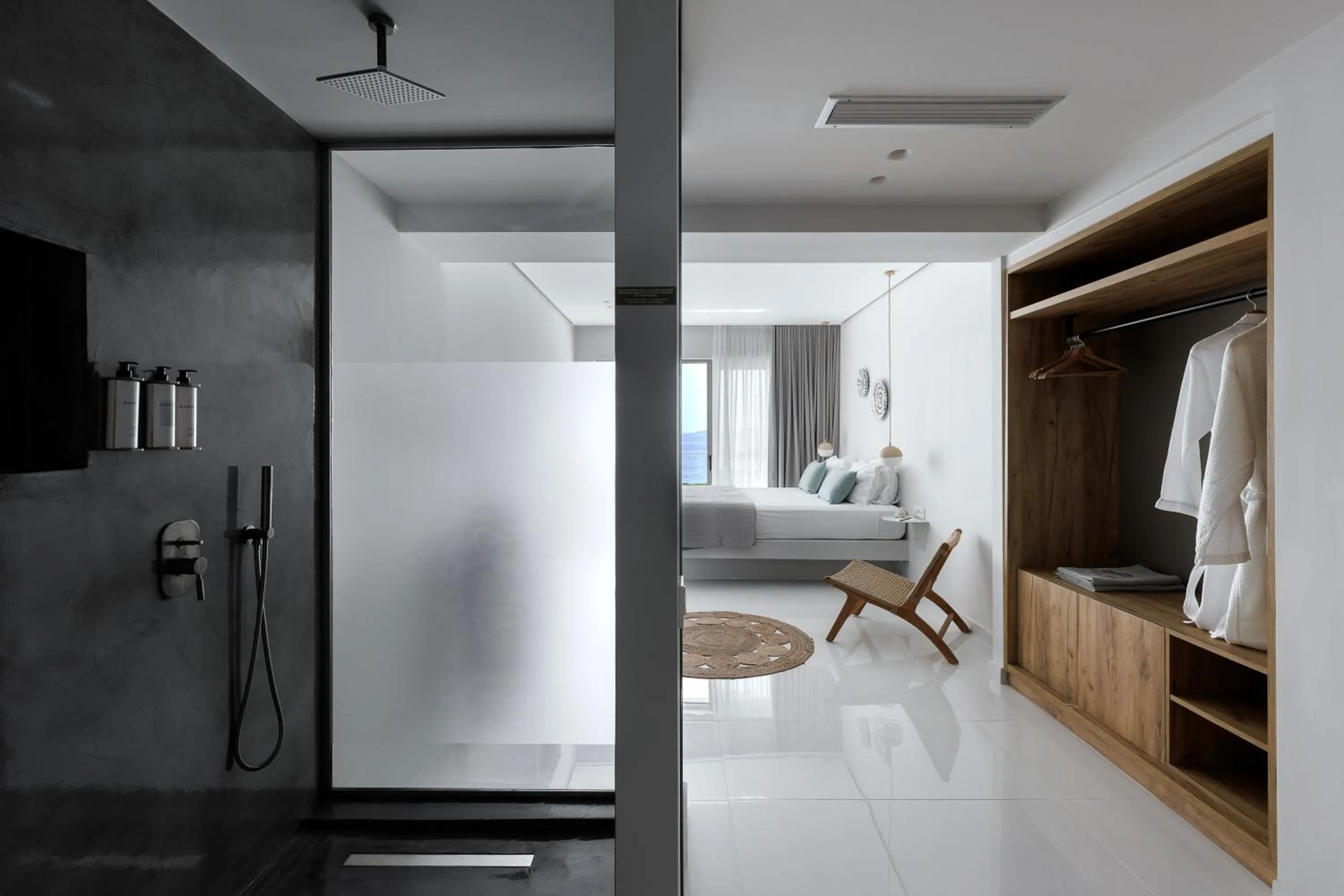 Shower in Infinity View Hotel Tinos