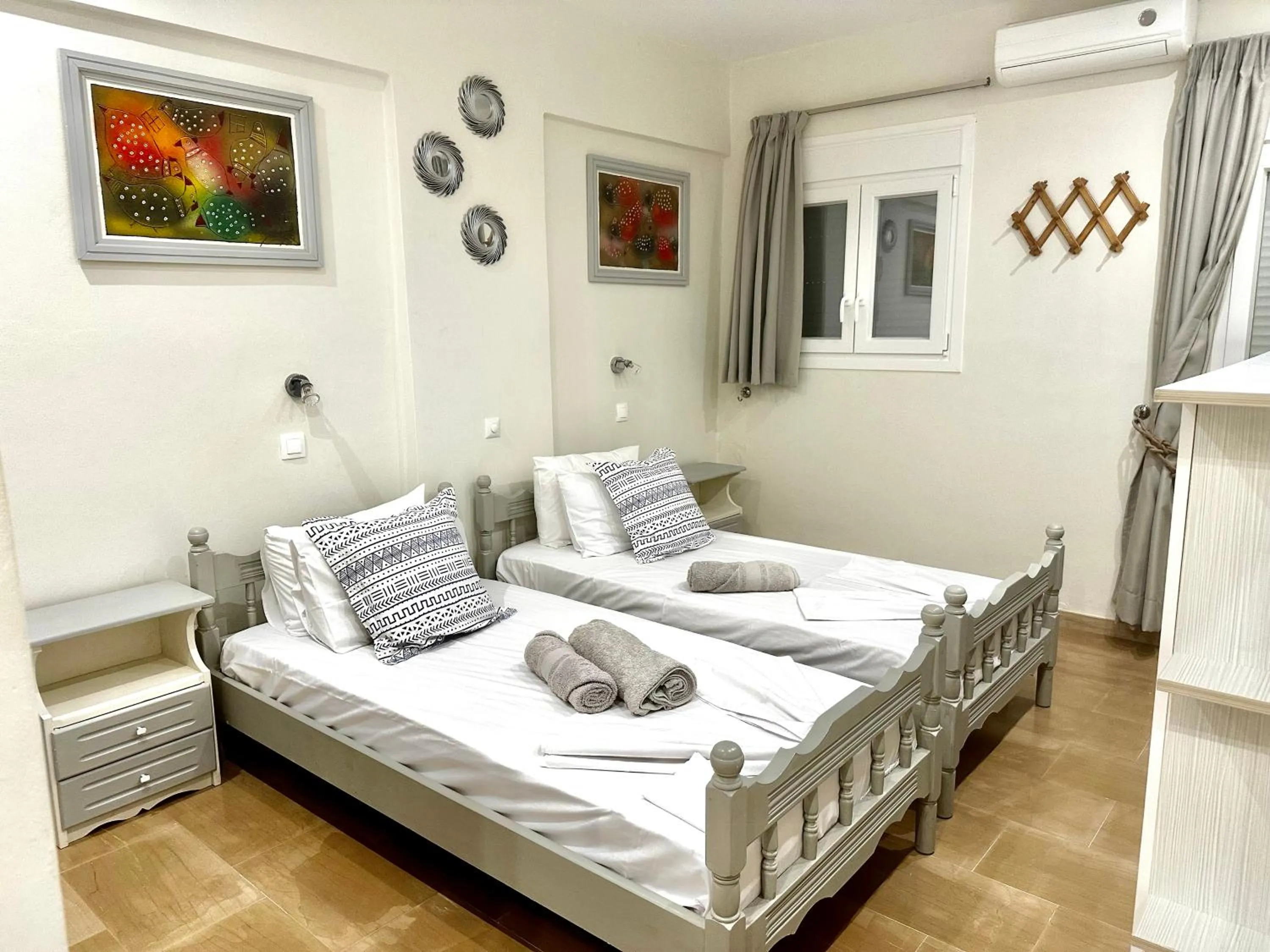 Bed in Shades of Zante 1