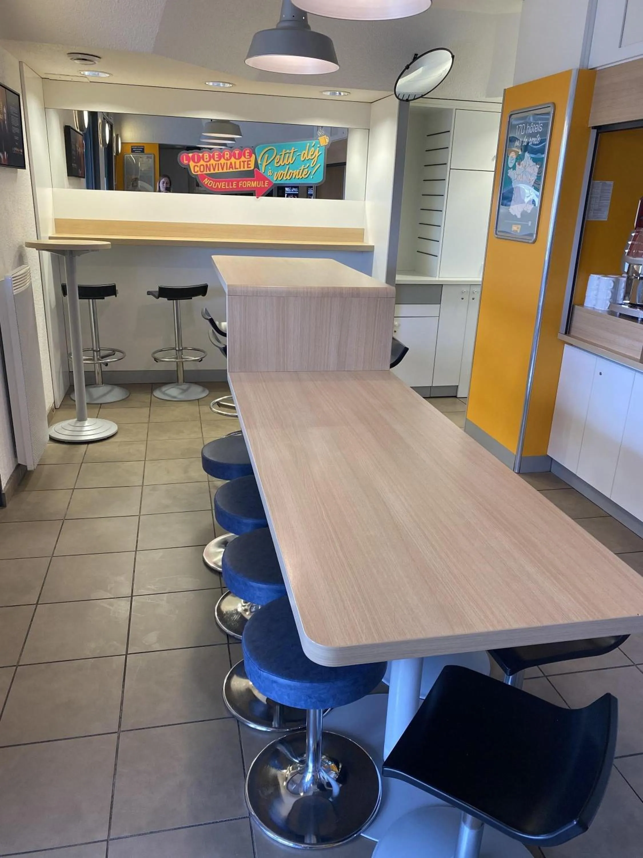 Breakfast in Hôtel F1 Verdun