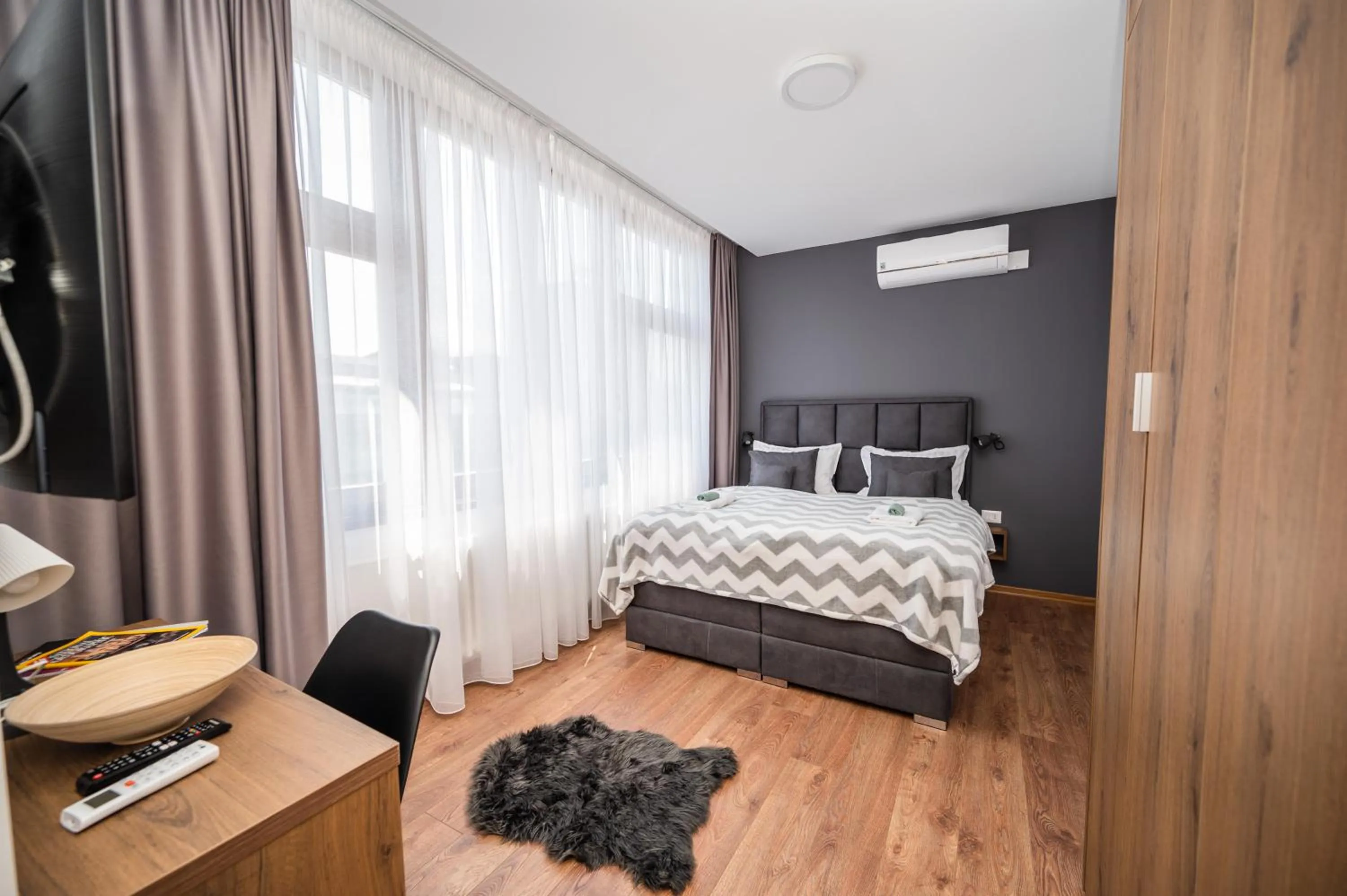 Bed in Modern and Bright Apartments - Main Street