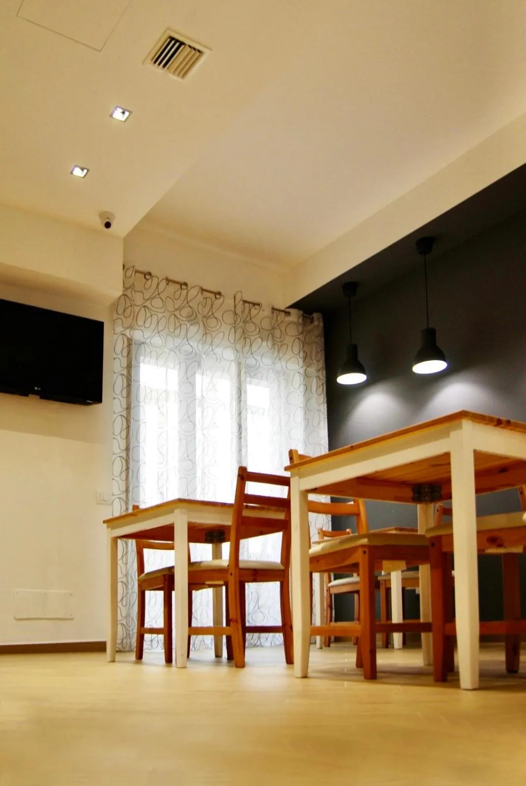 Restaurant/places to eat in Le Muse