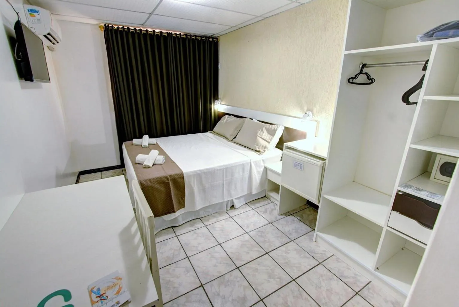 Bed in Hotel Praiamar