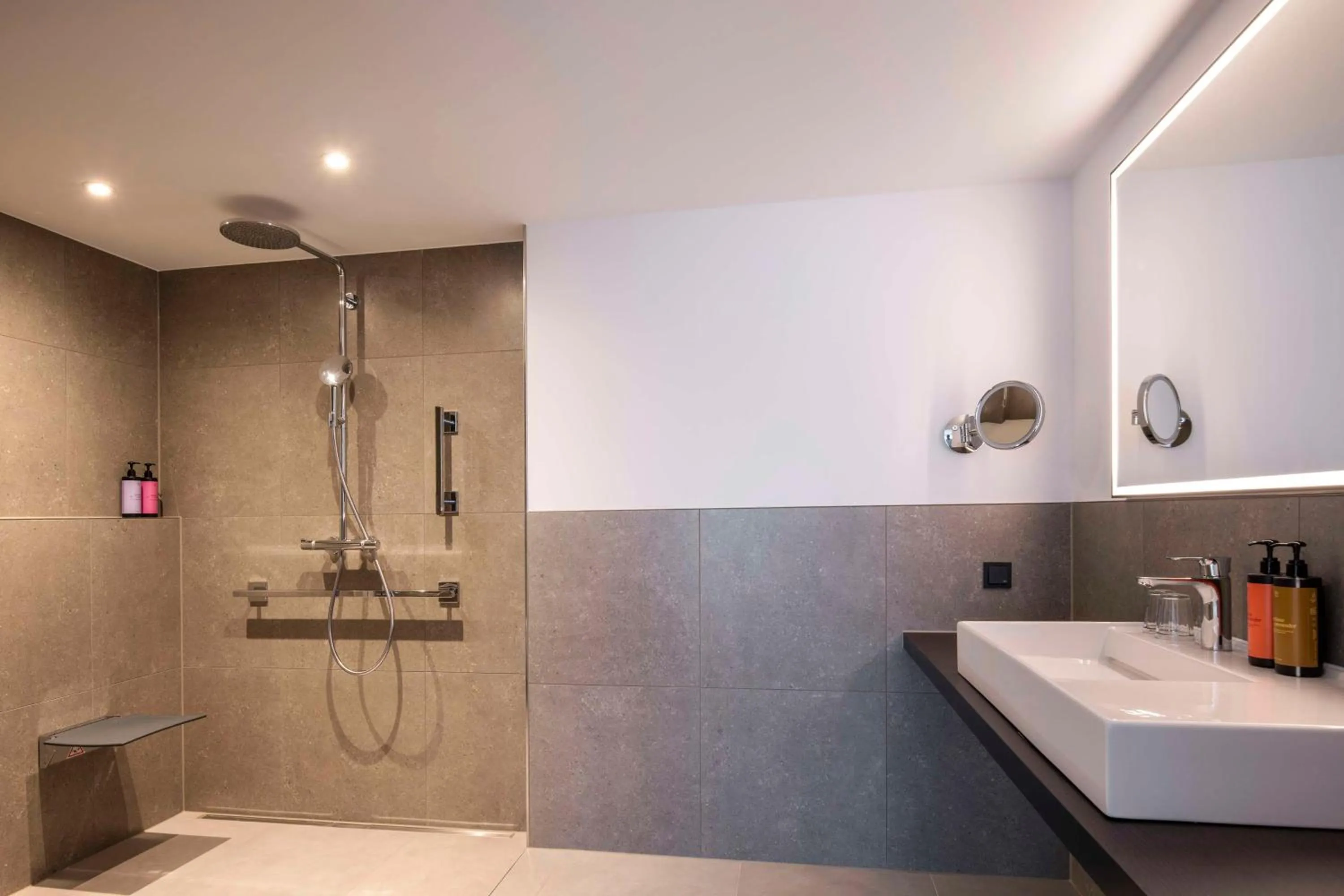 Bathroom in Hotel Pomander Nürnberg