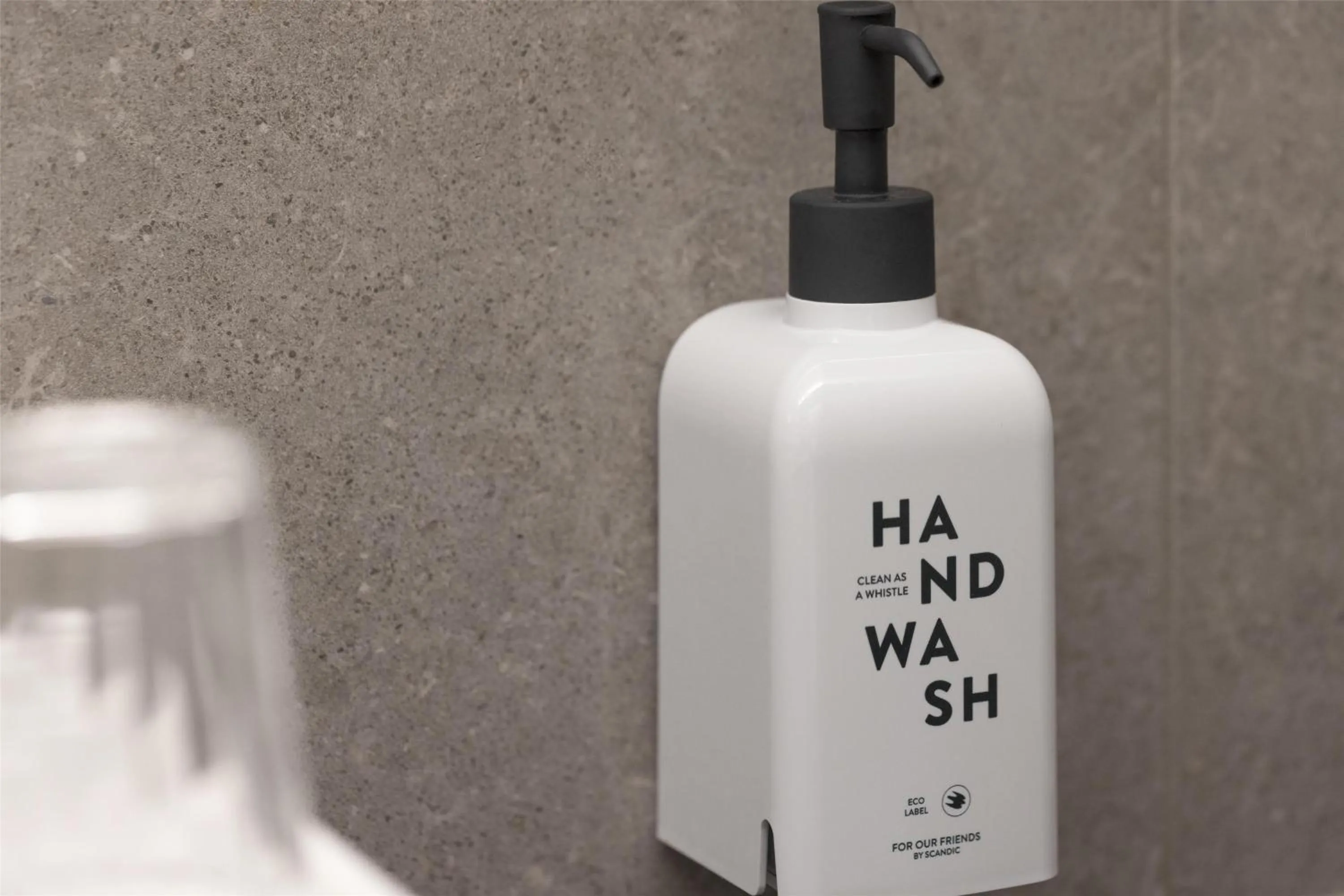 Bathroom in Scandic Nürnberg Central