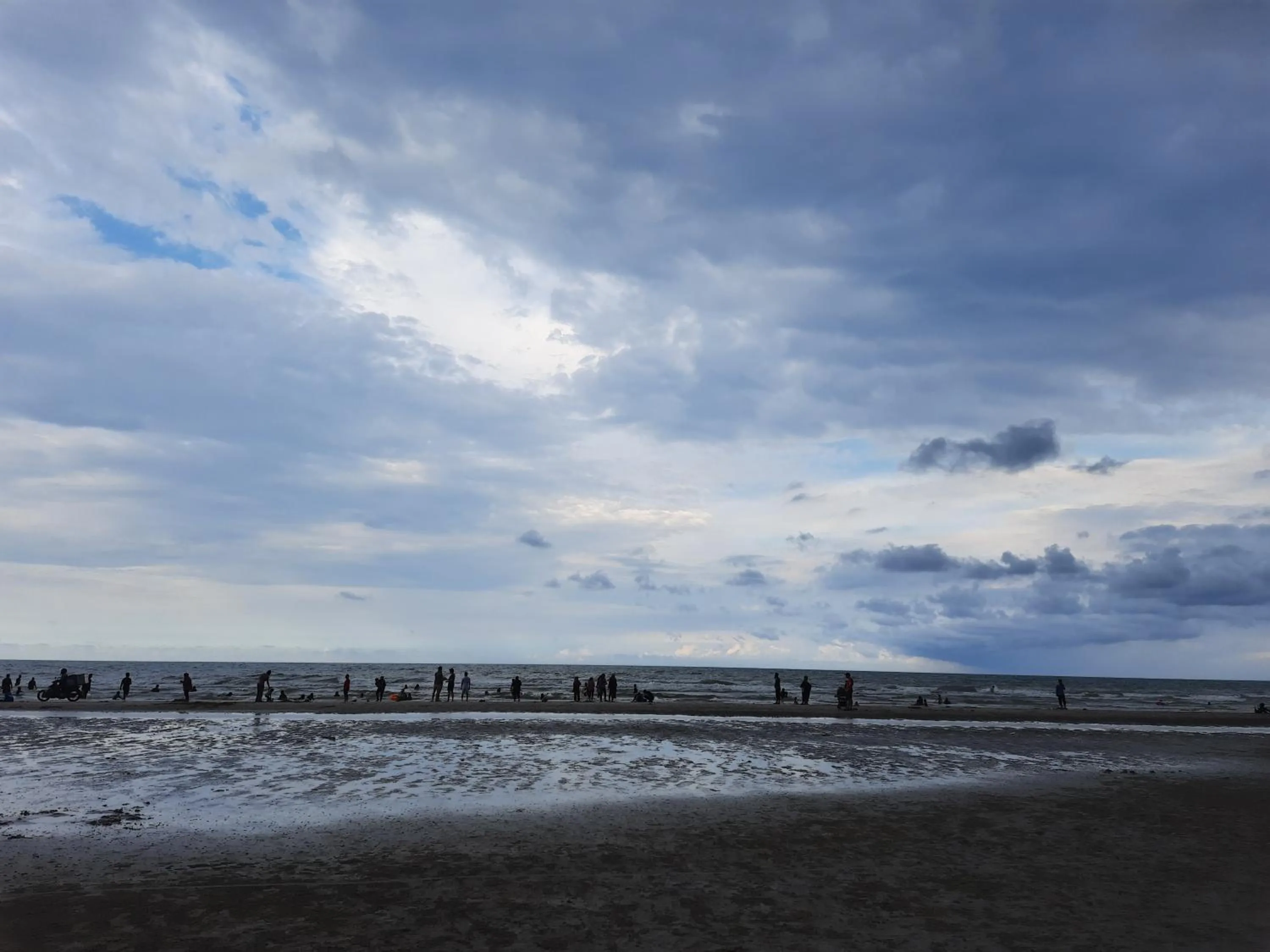 Hayfa Holiday Home @ Timur Bay