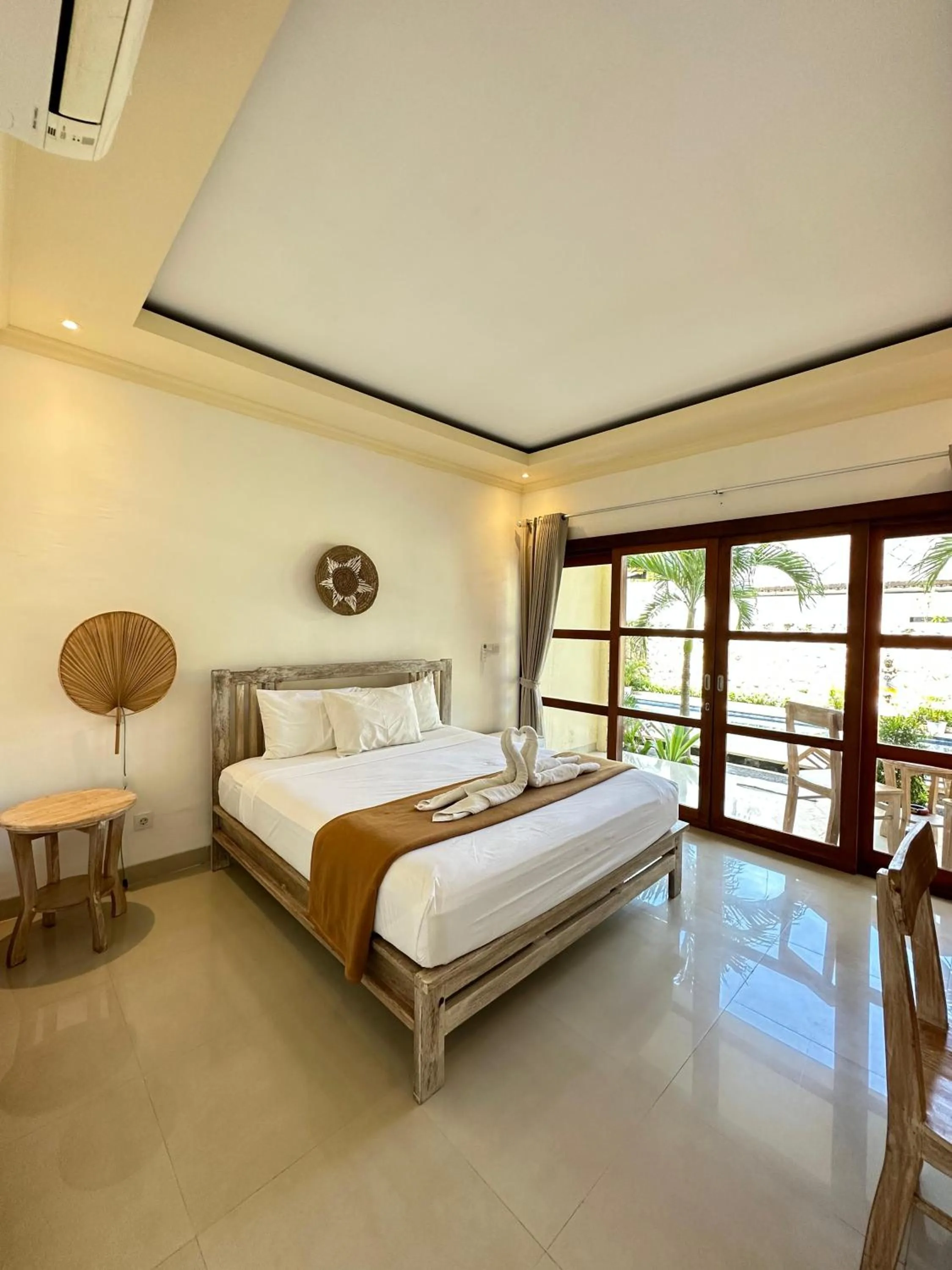 Bed in The Pulau Bungalow