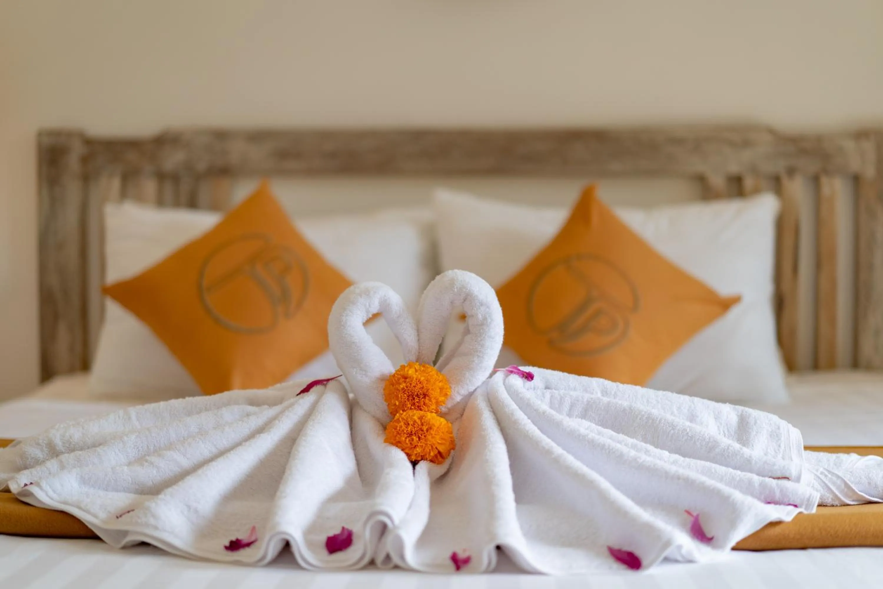 Bed in The Pulau Bungalow