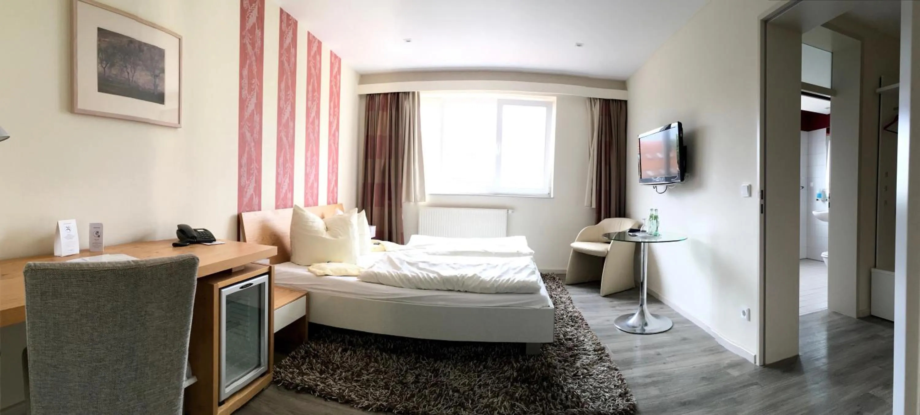 Photo of the whole room, Bed in Hotel Rügenblick