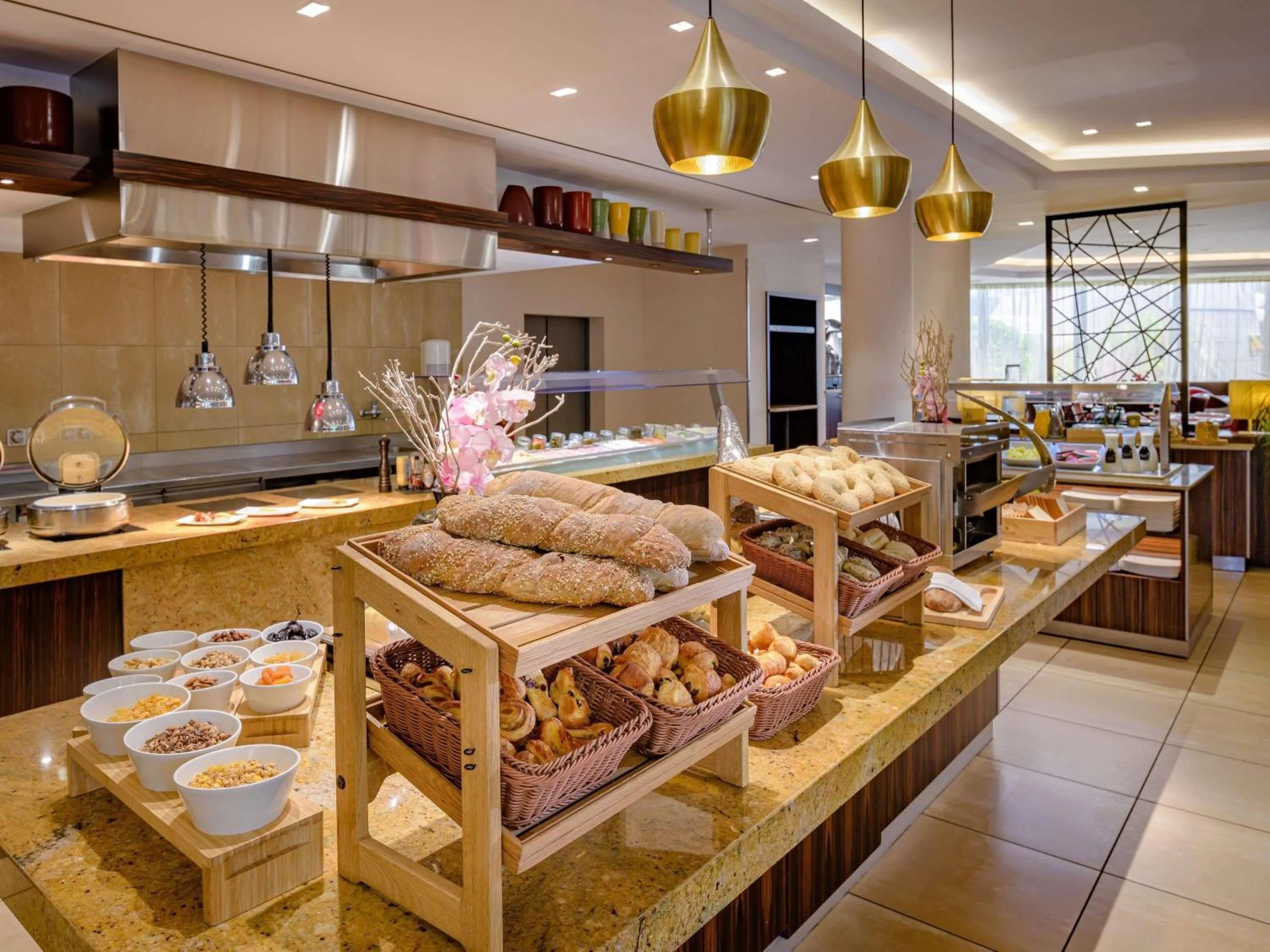 Breakfast in Mövenpick Hotel Geneva