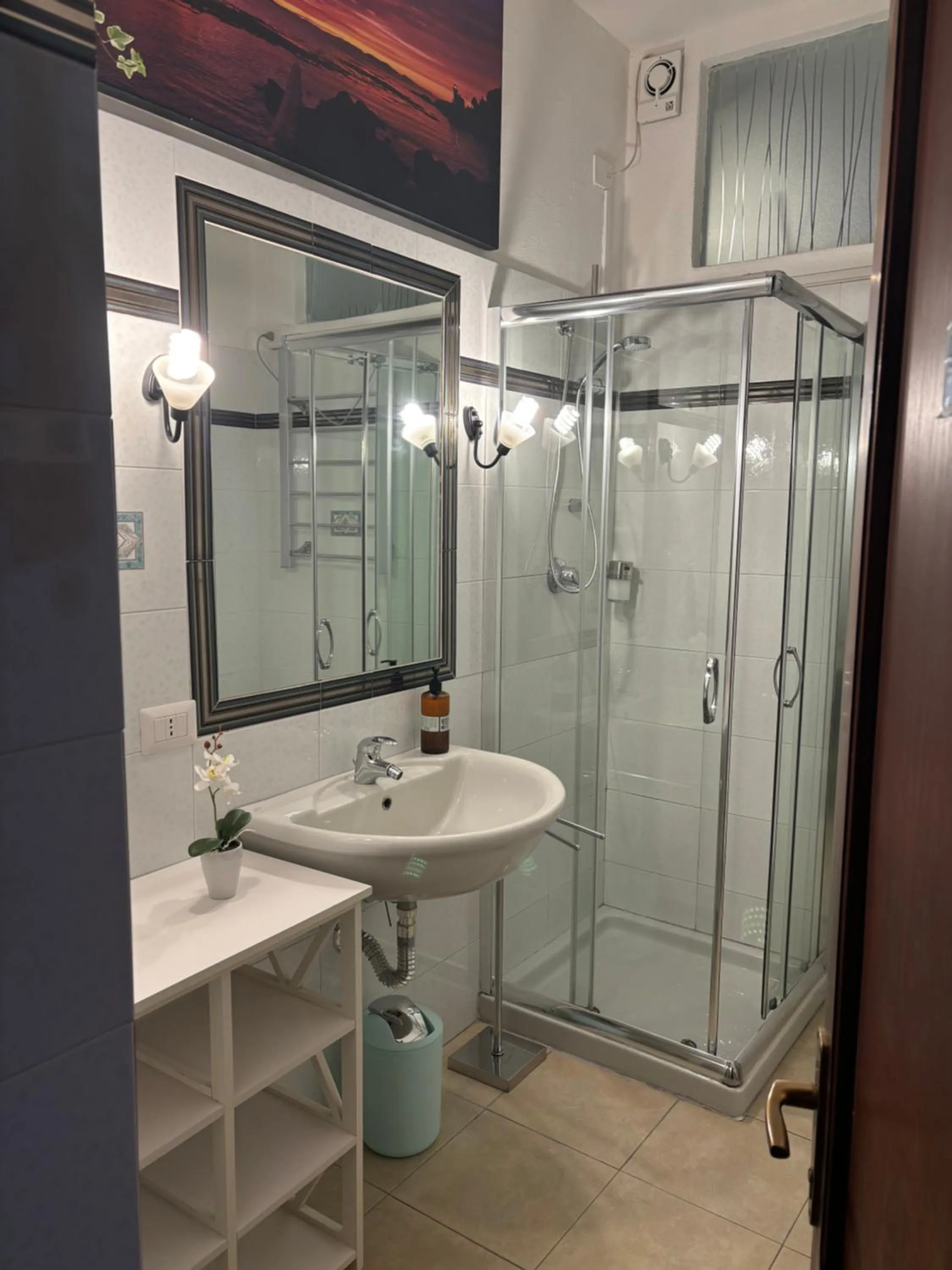 Bathroom in Assajè Guestroom