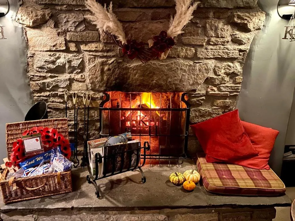 Kings Head - Riverside, Ravenstonedale