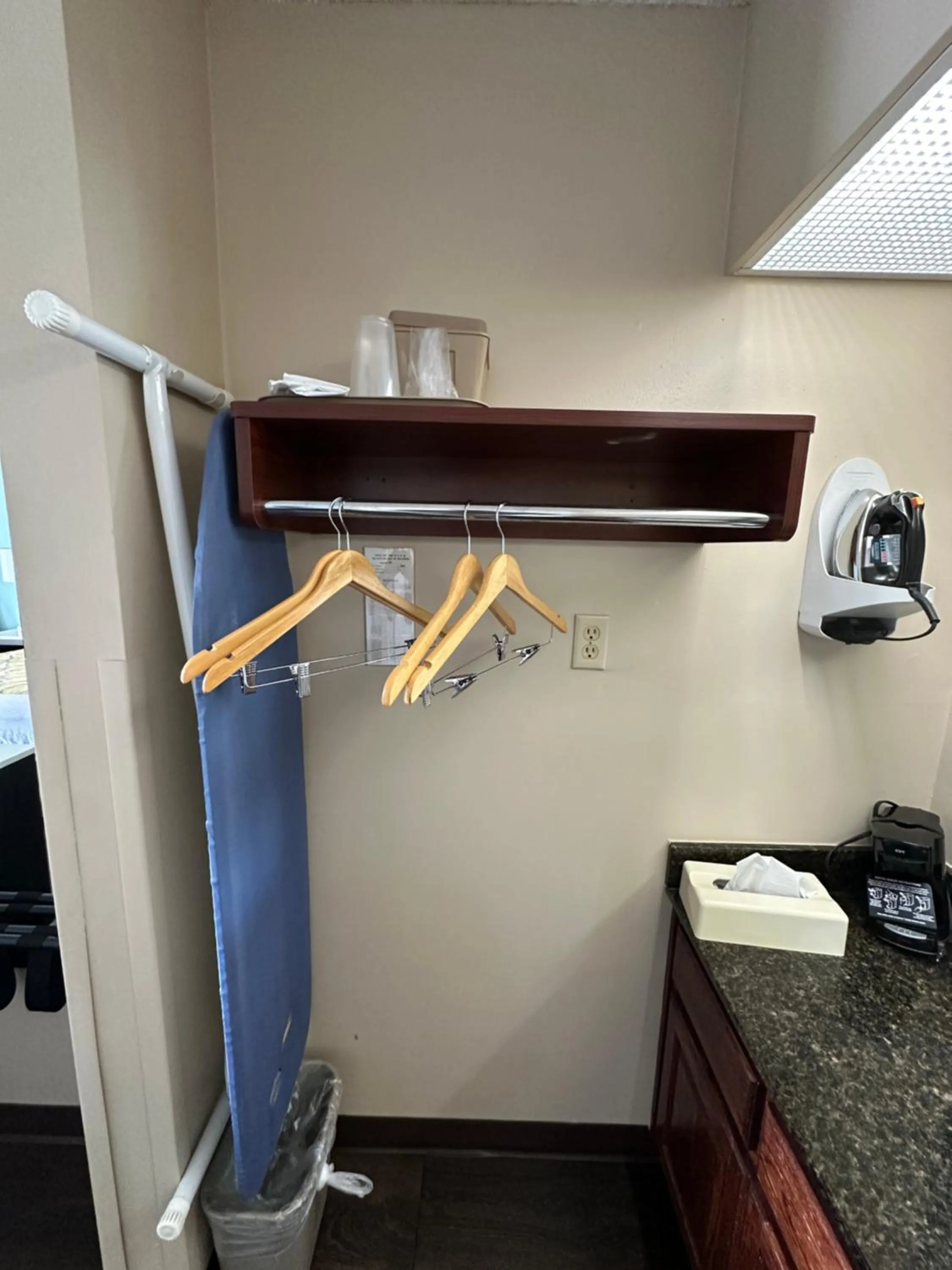 furniture in Baymont by Wyndham Thomasville