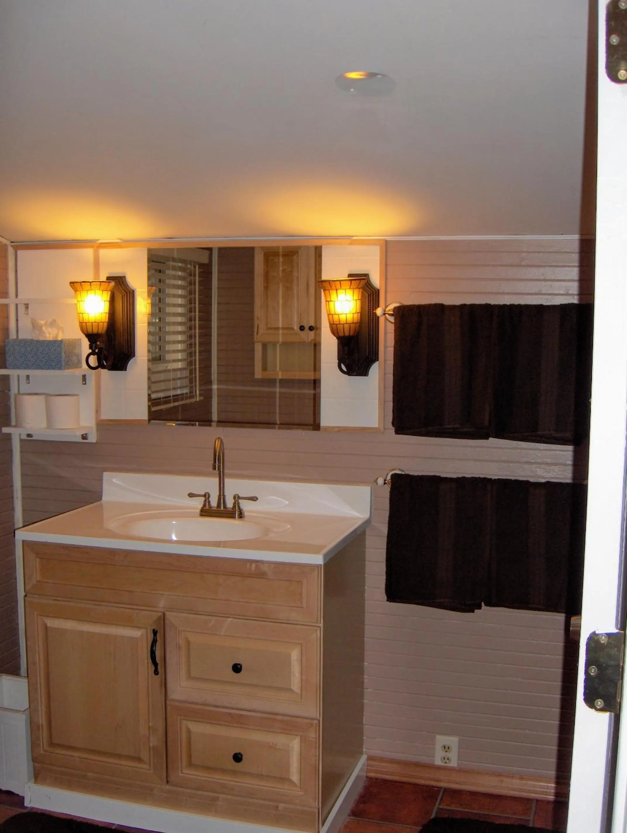 Bathroom in Historic 1920s Cabin