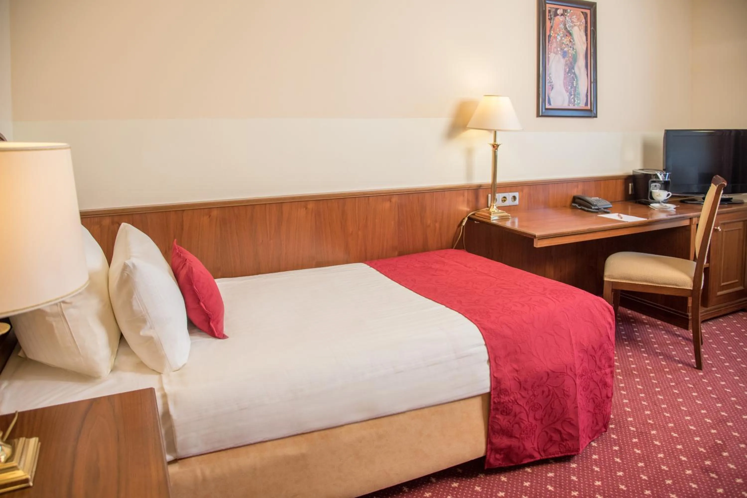 Bed in Landhotel Zum Hessenpark