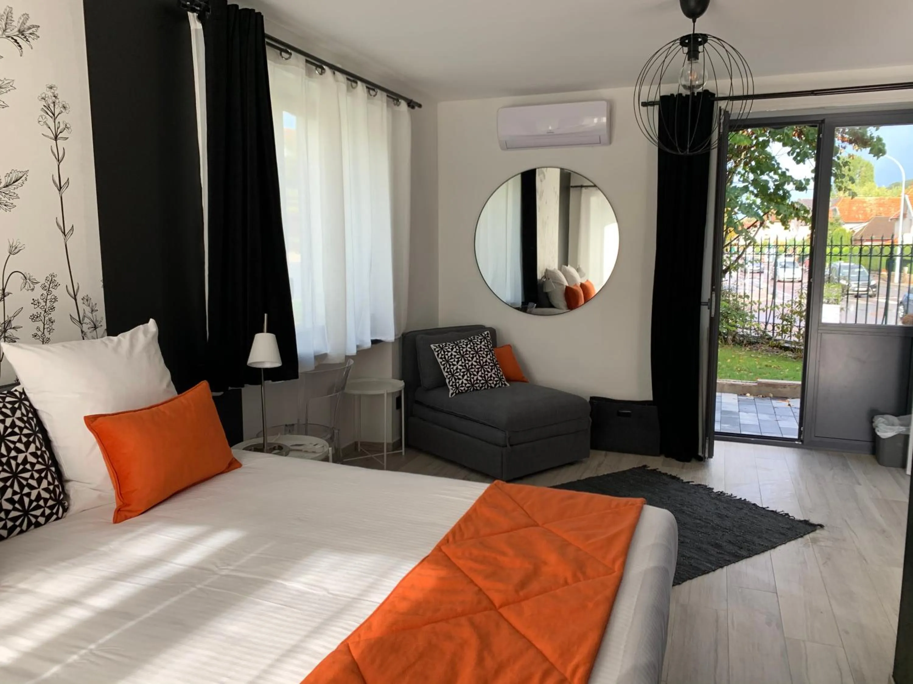 Bed in La Petite Maison 1933