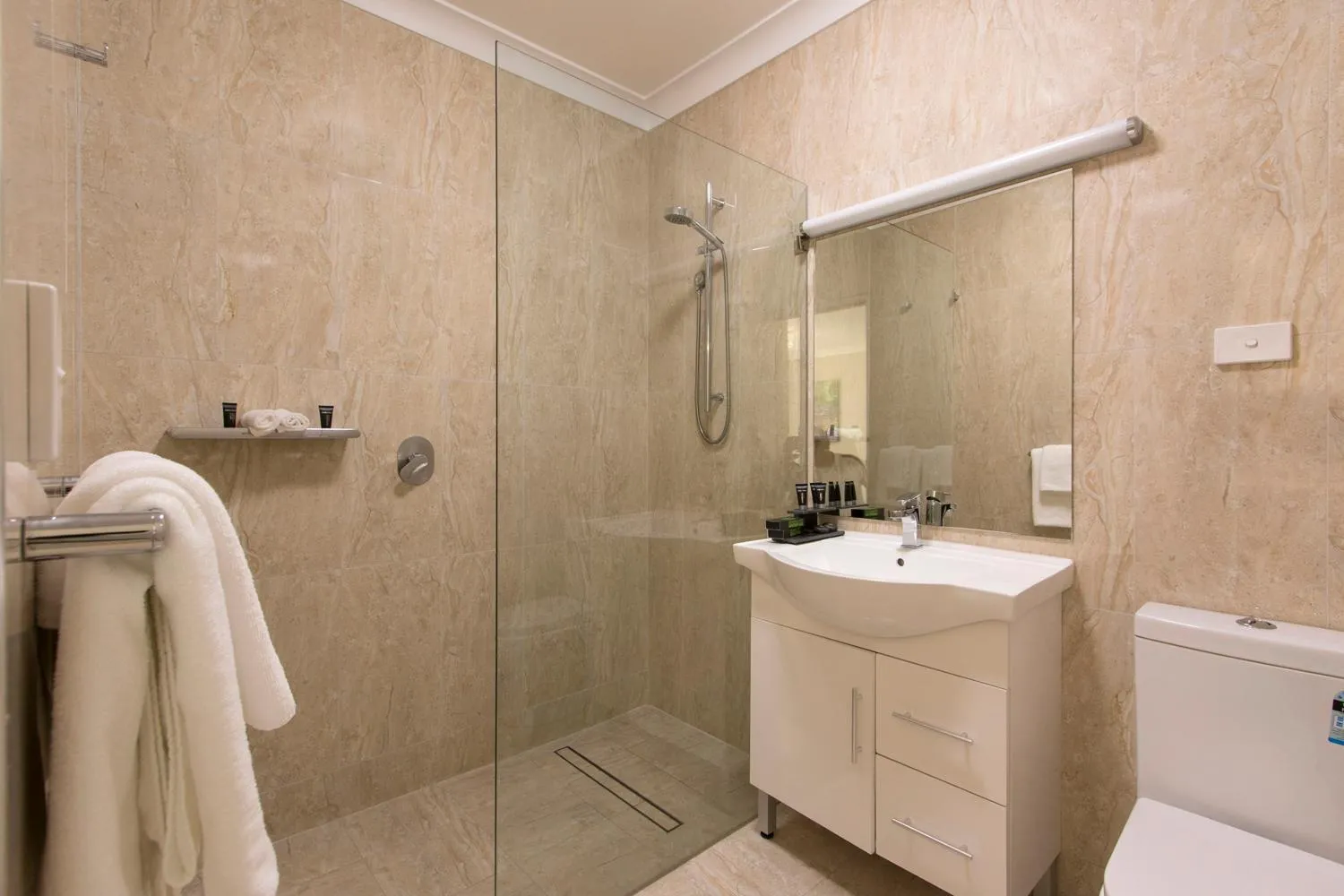 Bathroom in The Belmore Apartments Hotel