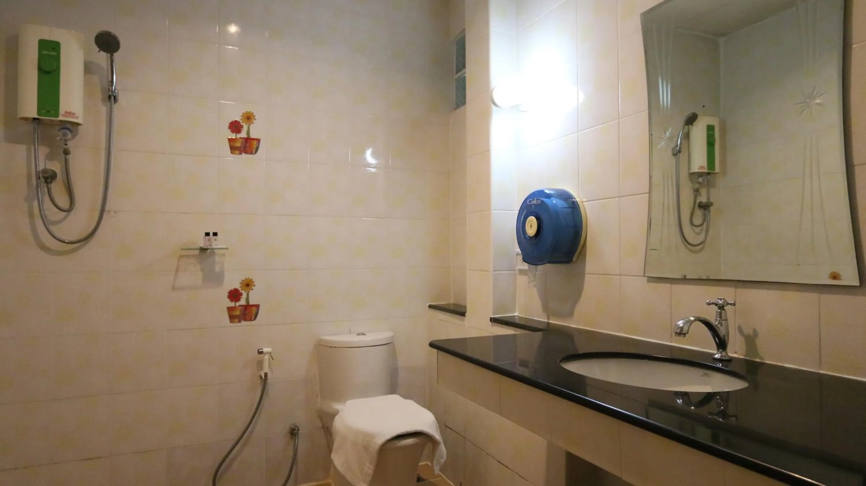 Bathroom in Baantip Suantong