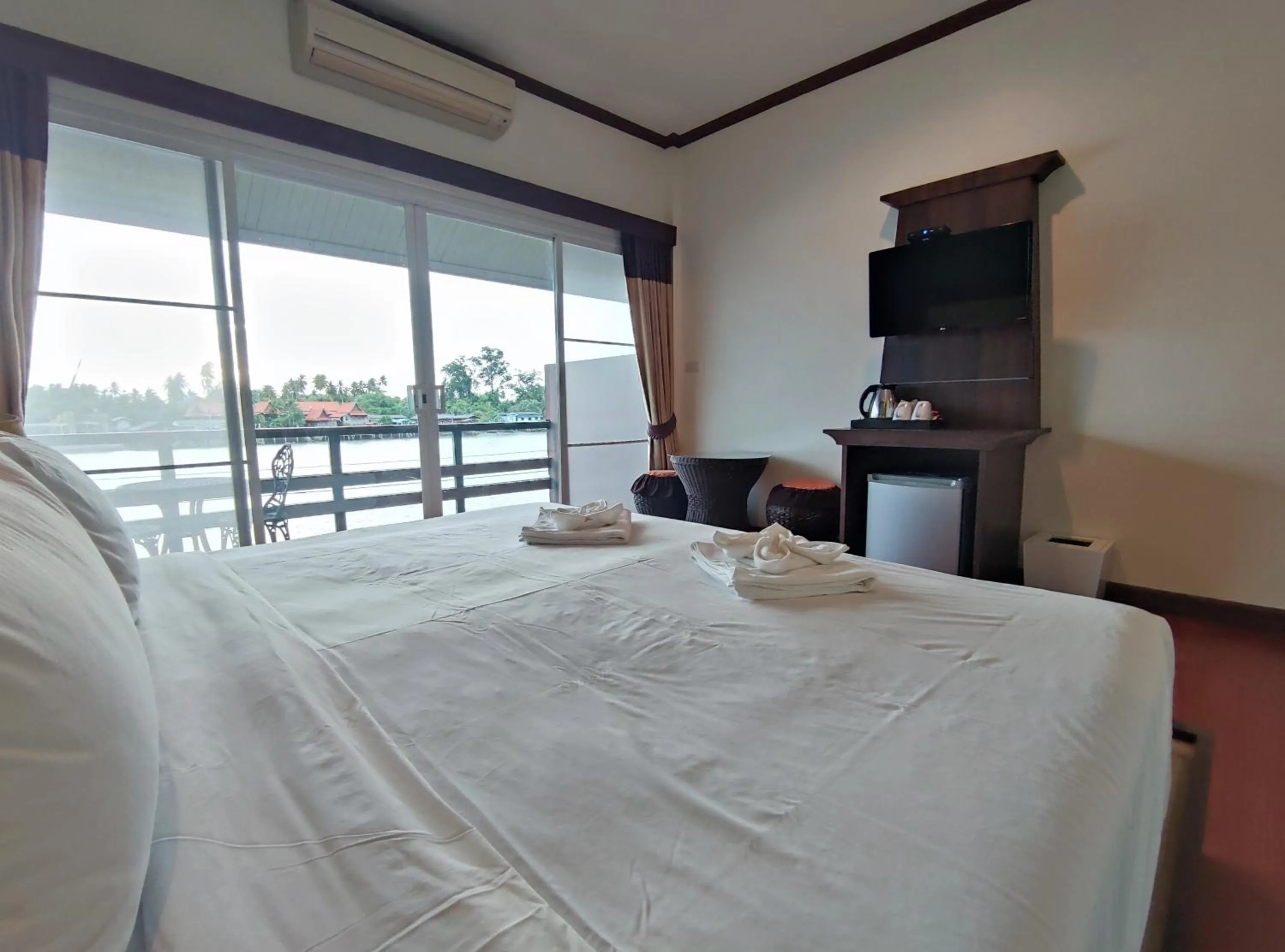 Bed in Baantip Suantong