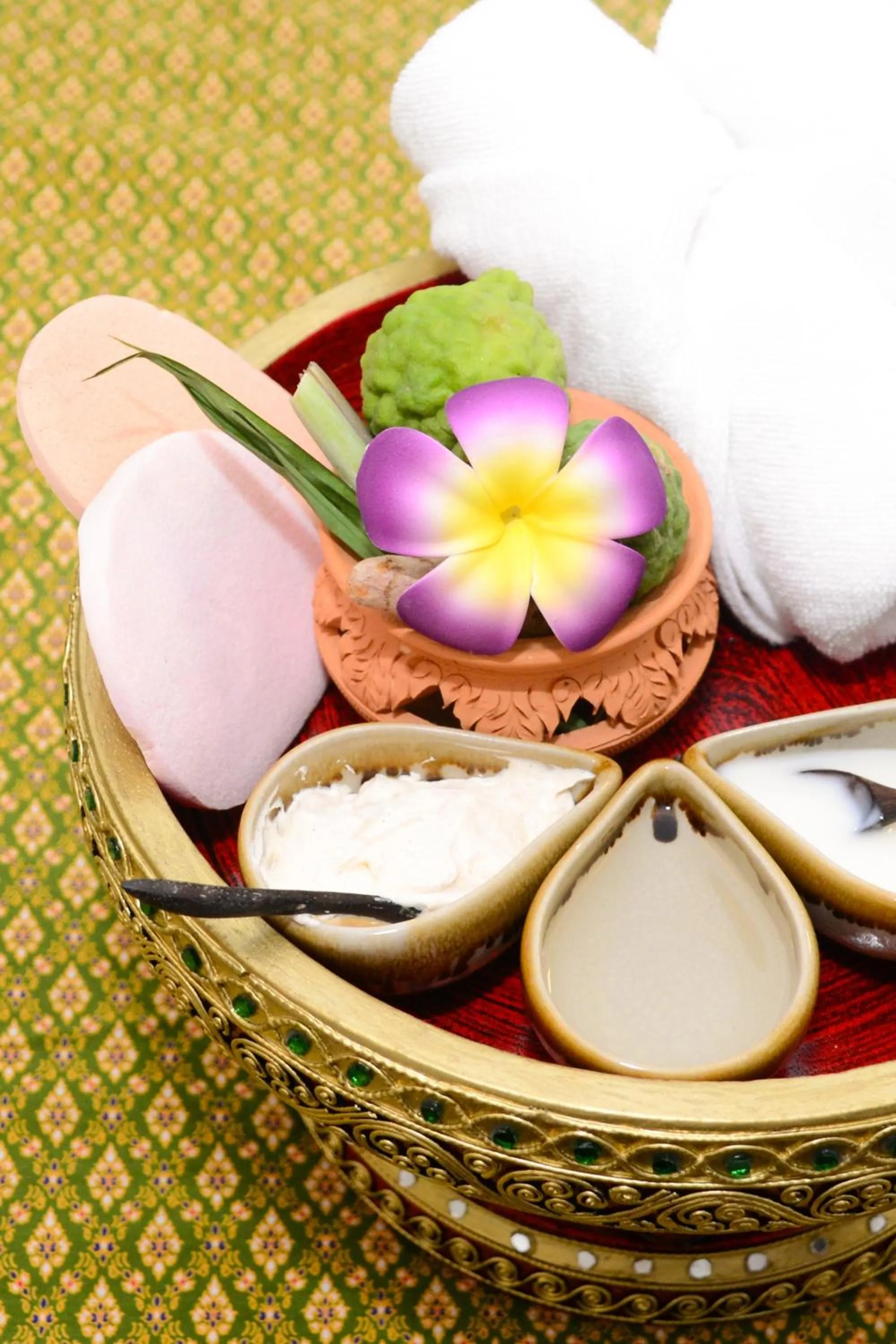 Massage in Baantip Suantong