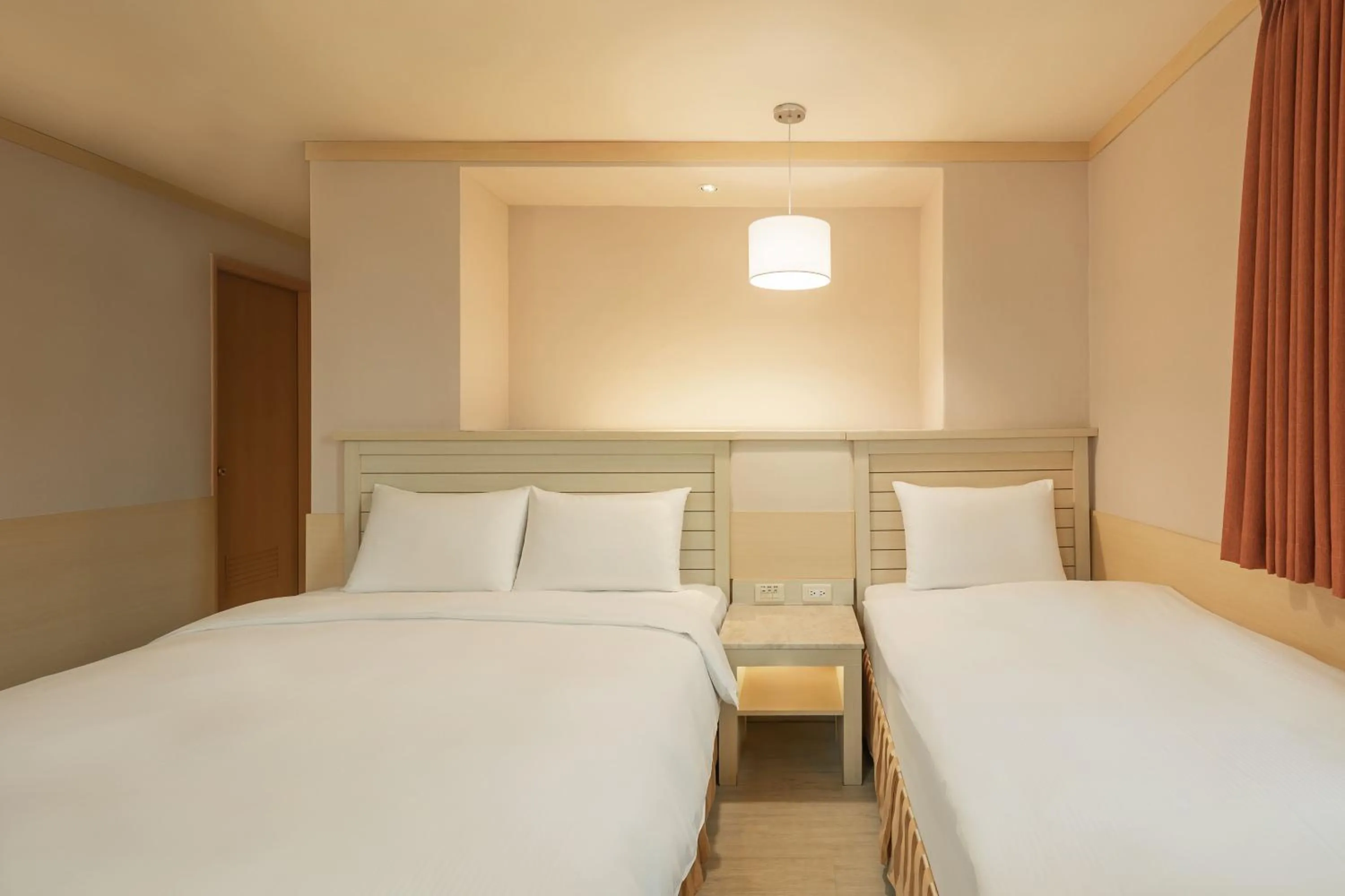 Bedroom, Bed in Kindness Hotel - Jhong Jheng