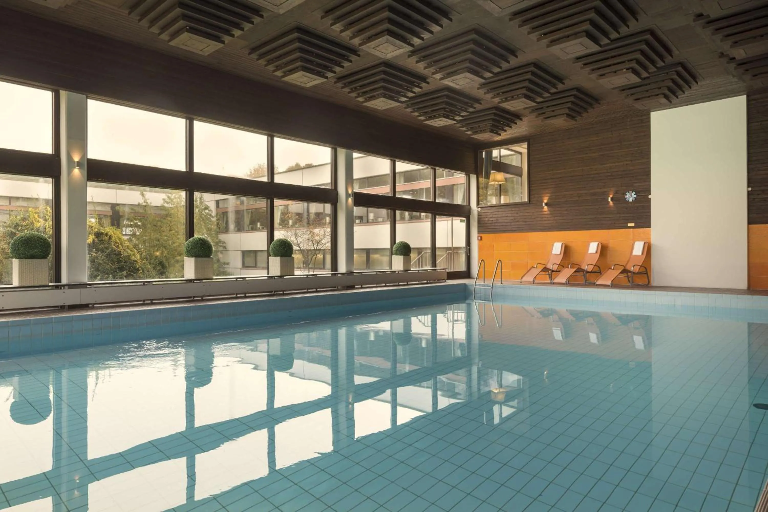 Swimming pool in Maritim Hotel Bellevue Kiel