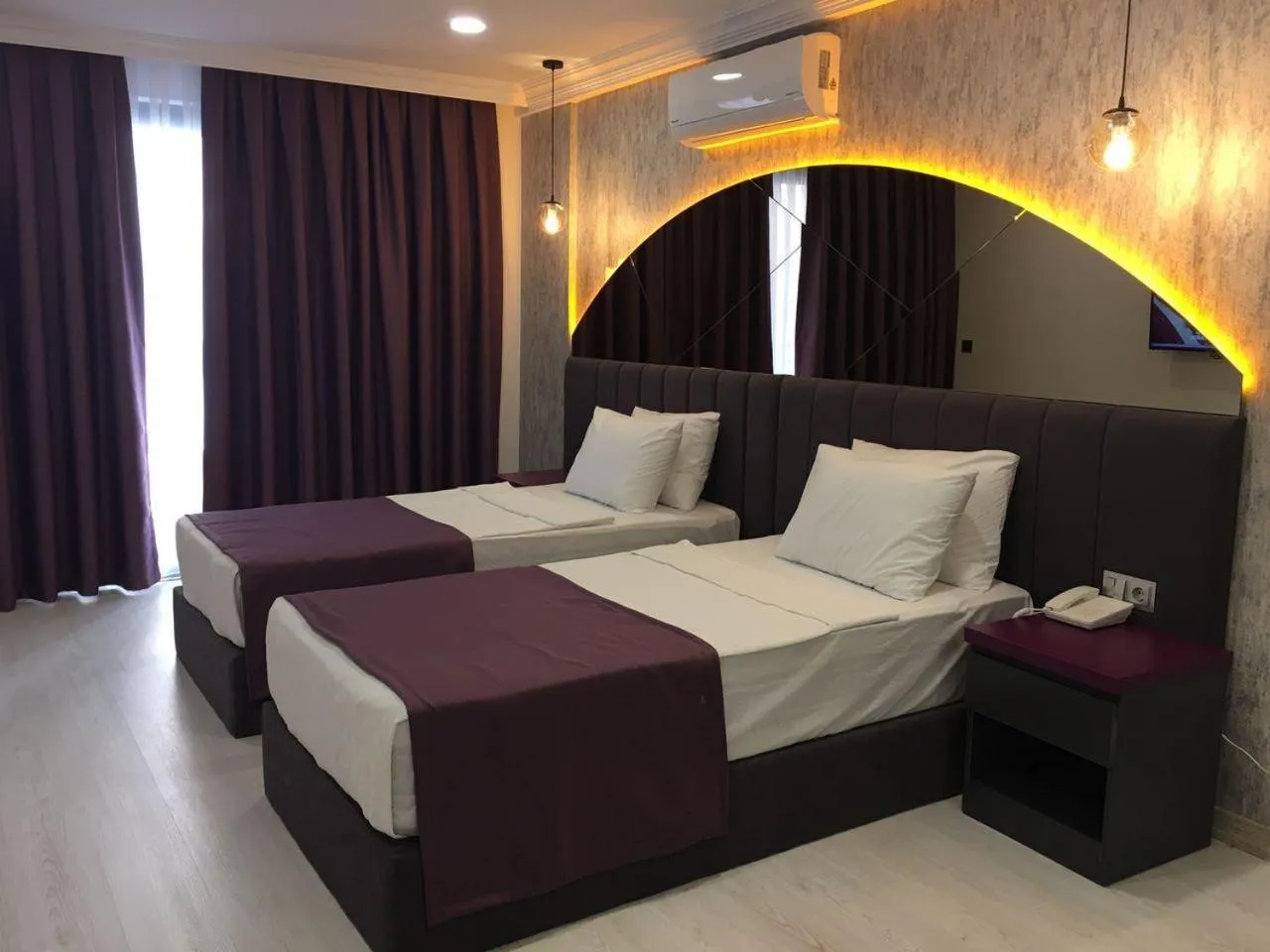 Property building, Bed in Karikatür Bi Hotel