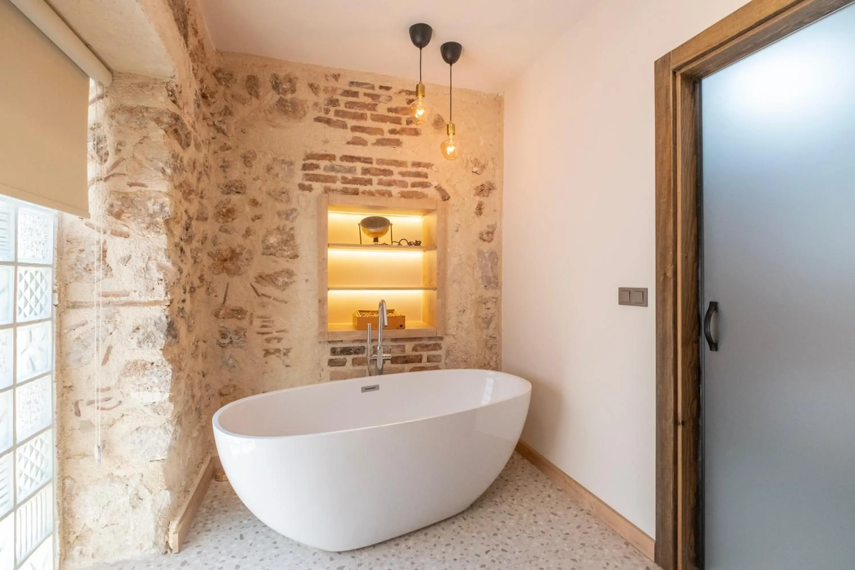 Deluxe Suite with Spa Bath - single occupancy in Saye Konak Hotel ' Kaleiçi&Oldtown' Deluxe Suite with Spa Bath - single occupancy in Saye Konak Hotel ' Kaleiçi&Oldtown'