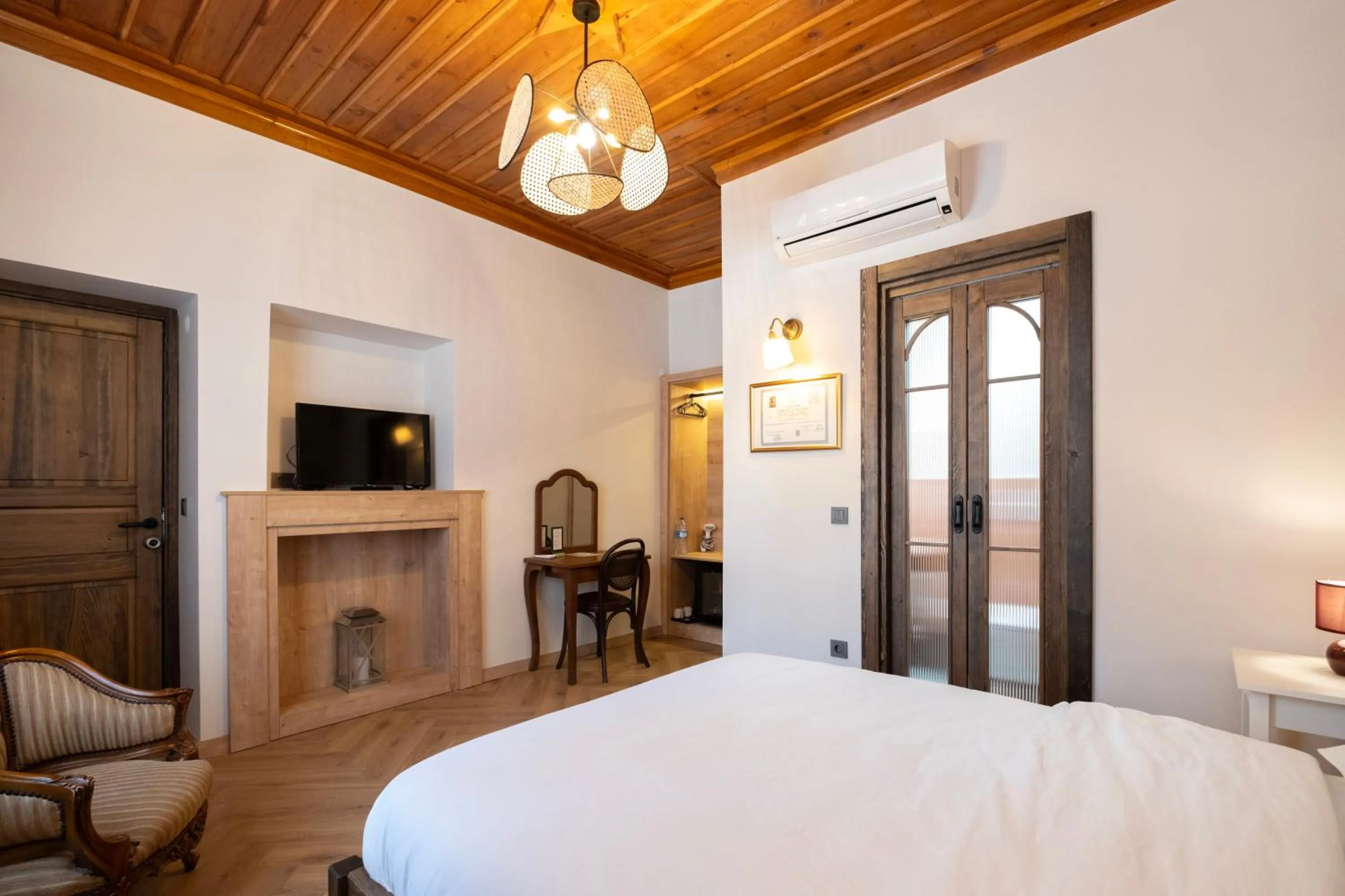 TV and multimedia, Bed in Saye Konak Hotel ' Kaleiçi&Oldtown'