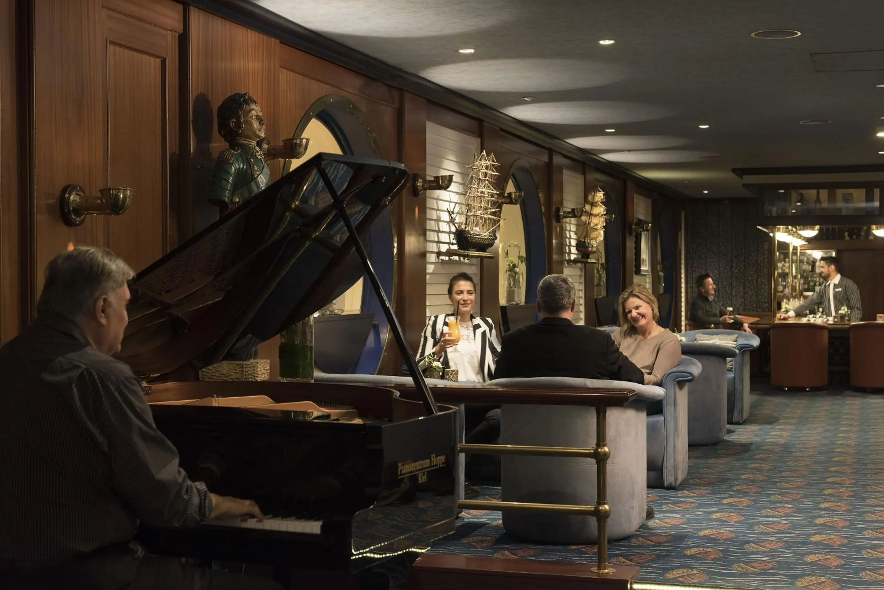 Lounge or bar in Maritim Seehotel Timmendorfer Strand