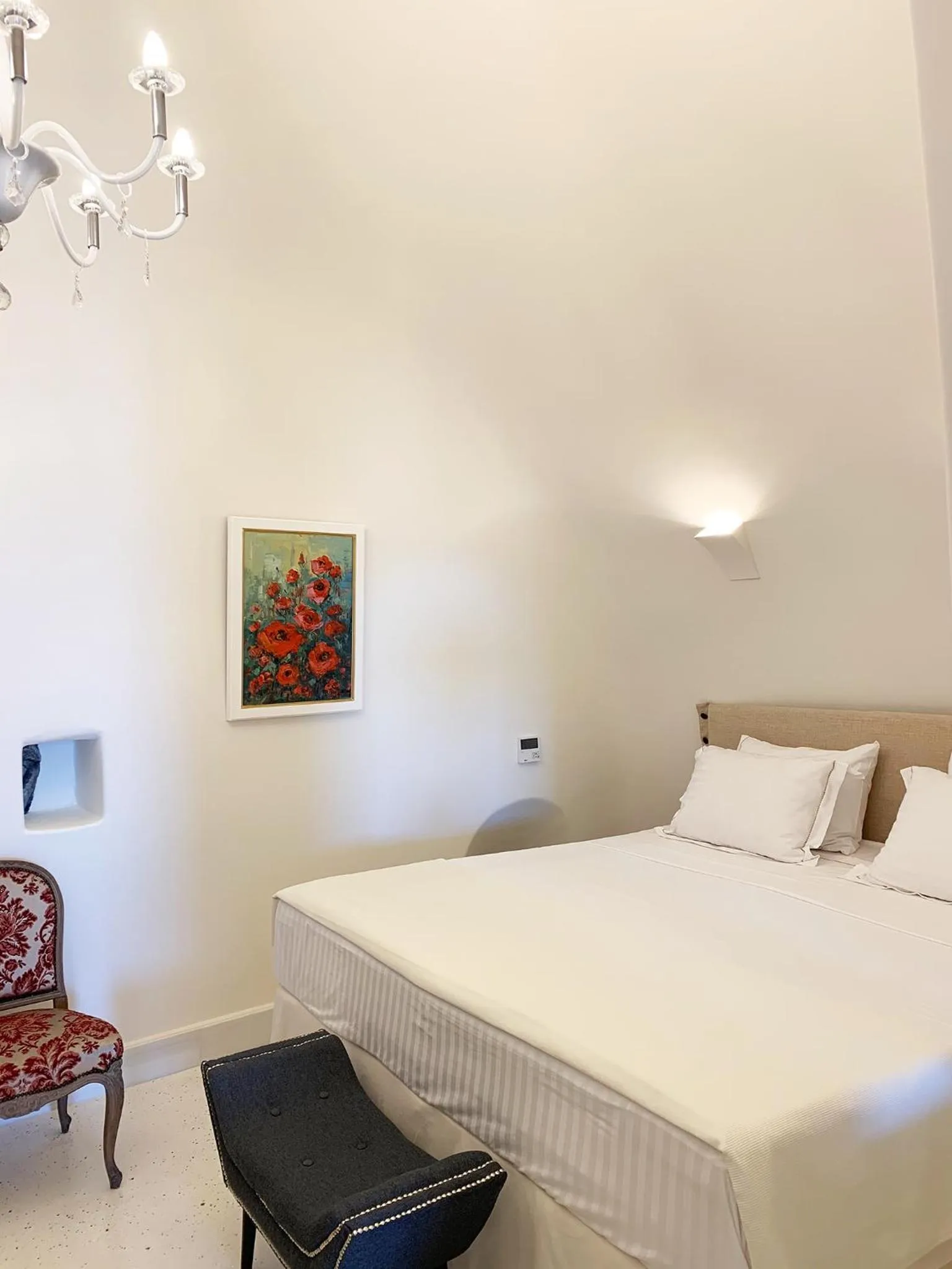 Property building, Bed in Luxury Villa Blue Dome Santorini