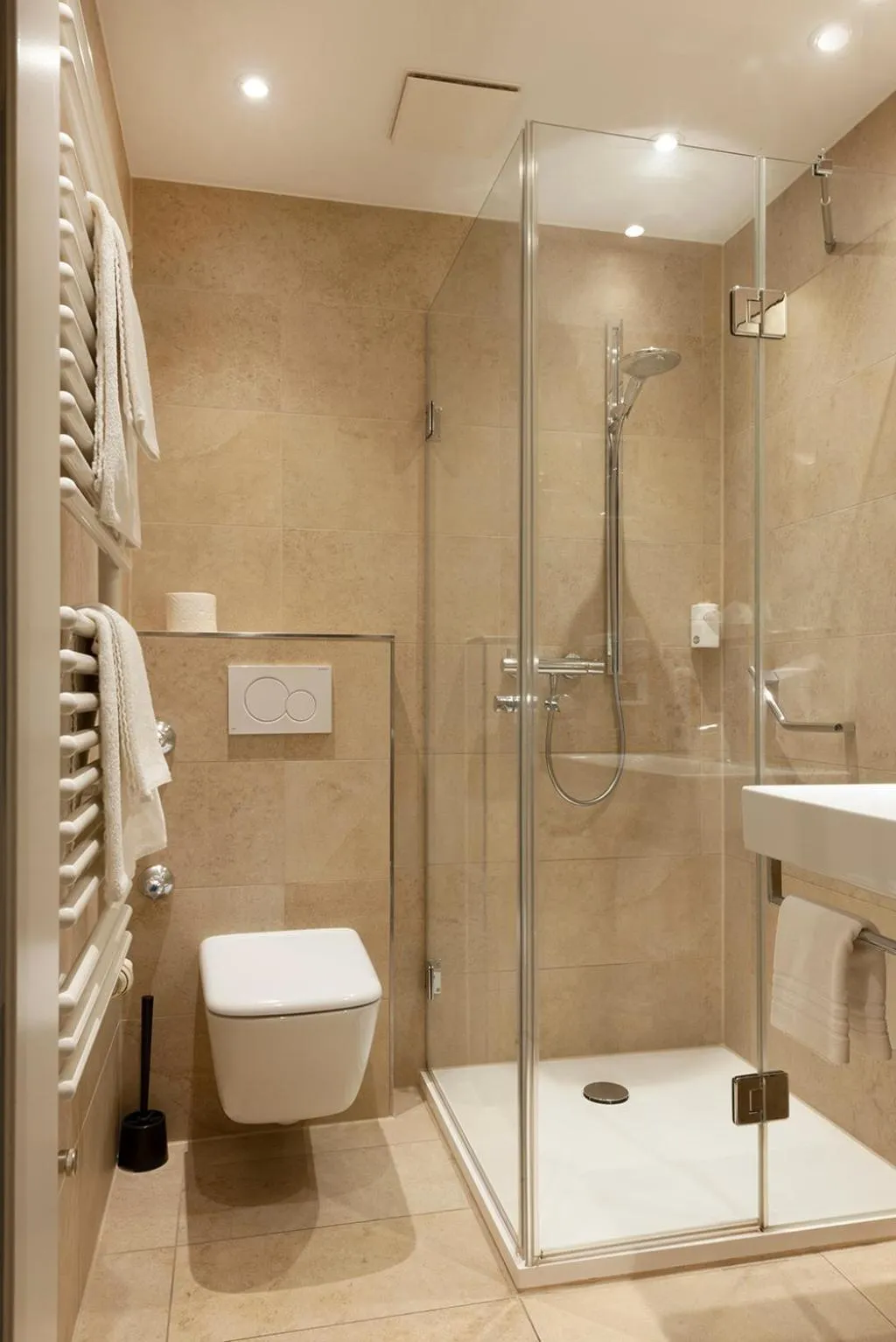 Bathroom in Hotel zur Post